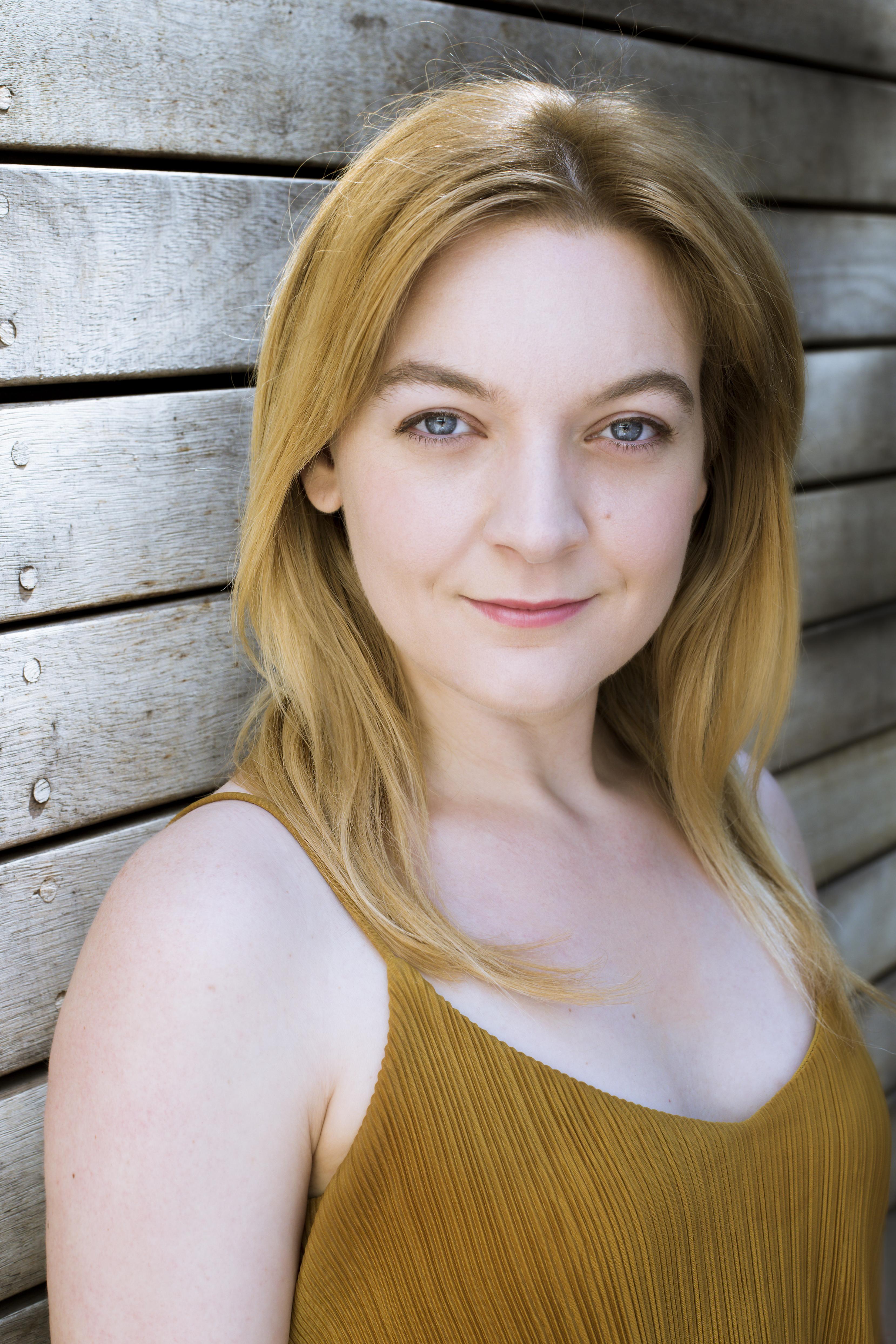 actor Eliza Roth large photo