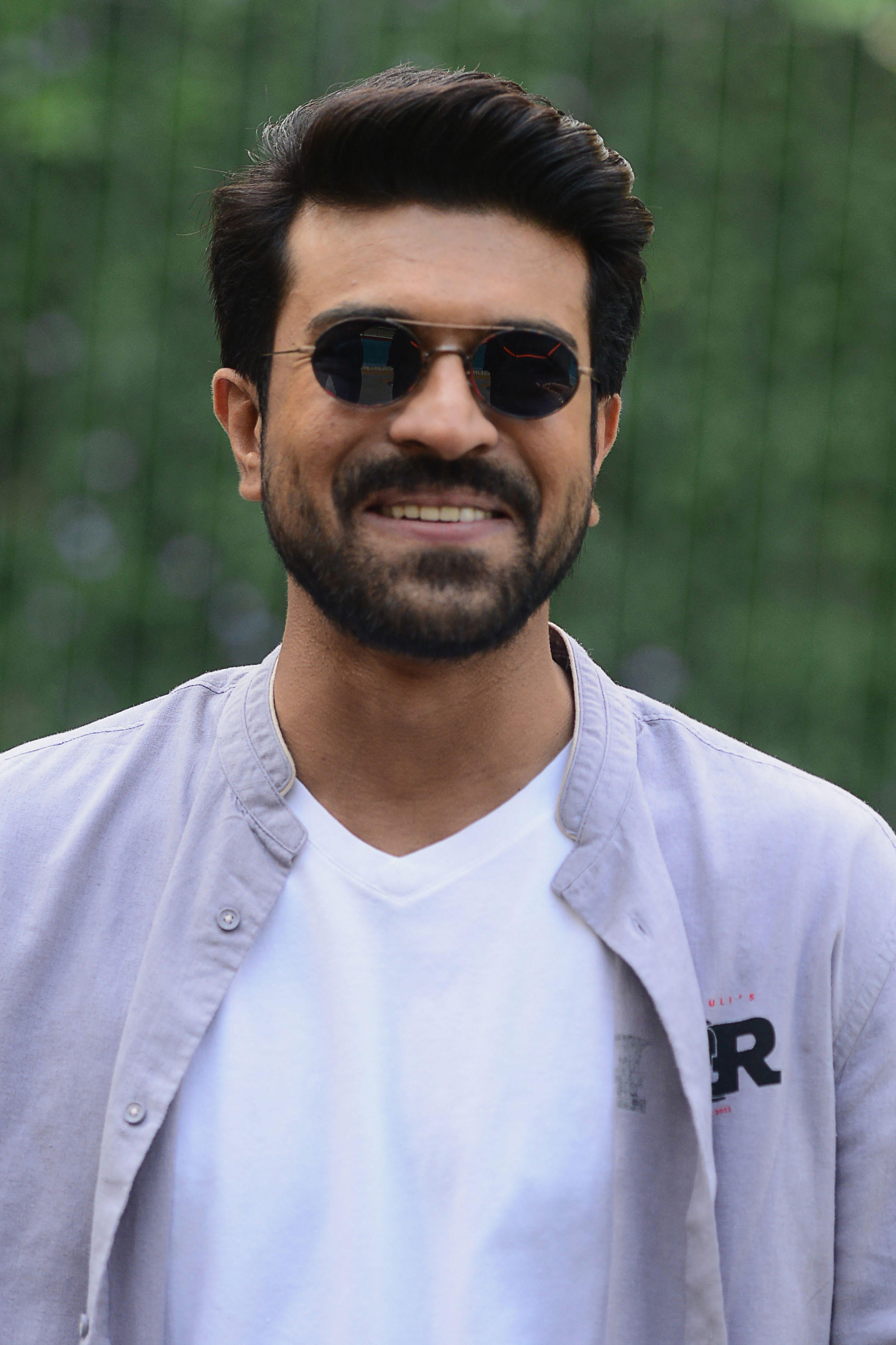 actor Ram Charan large photo