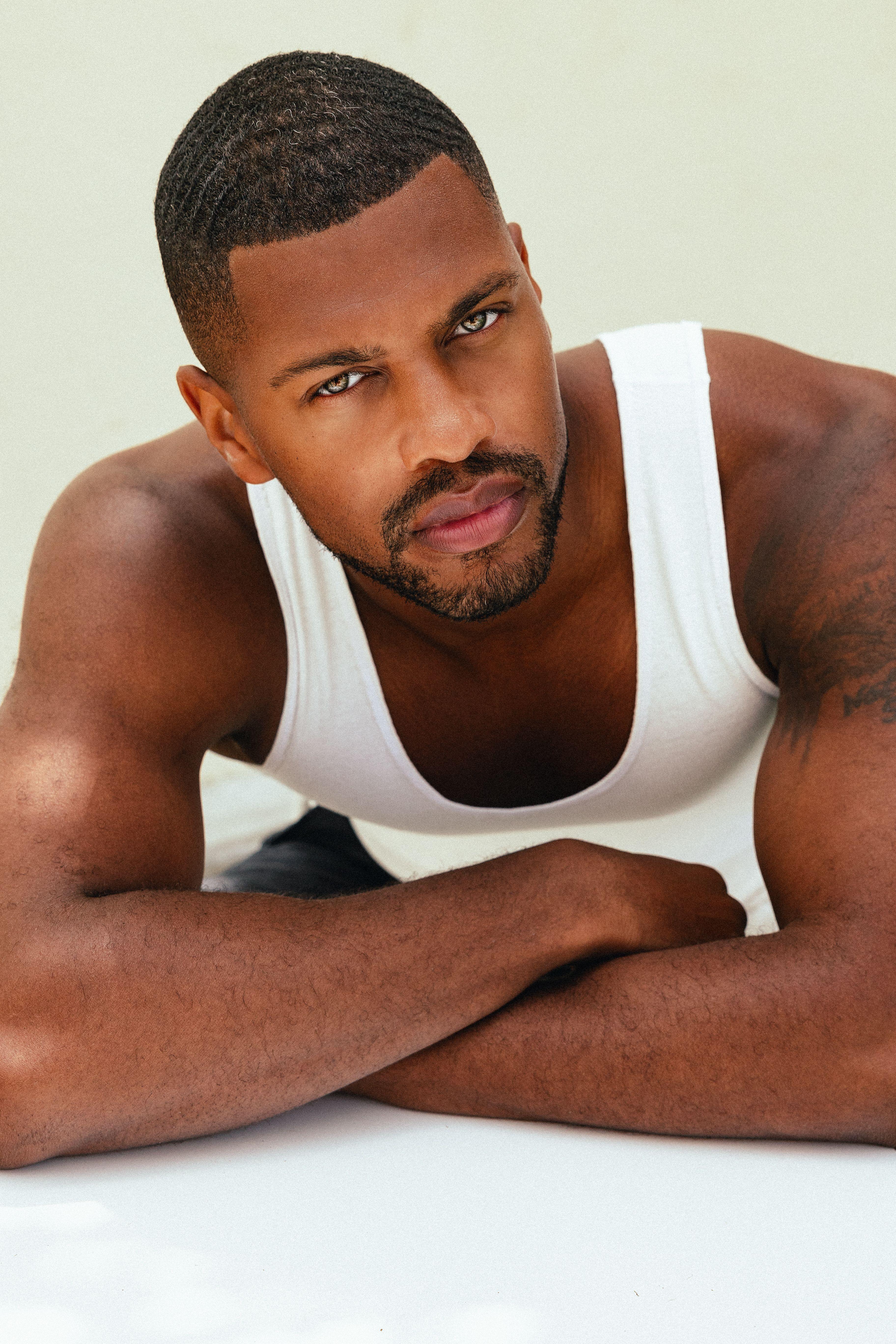 actor Tony J Black large photo