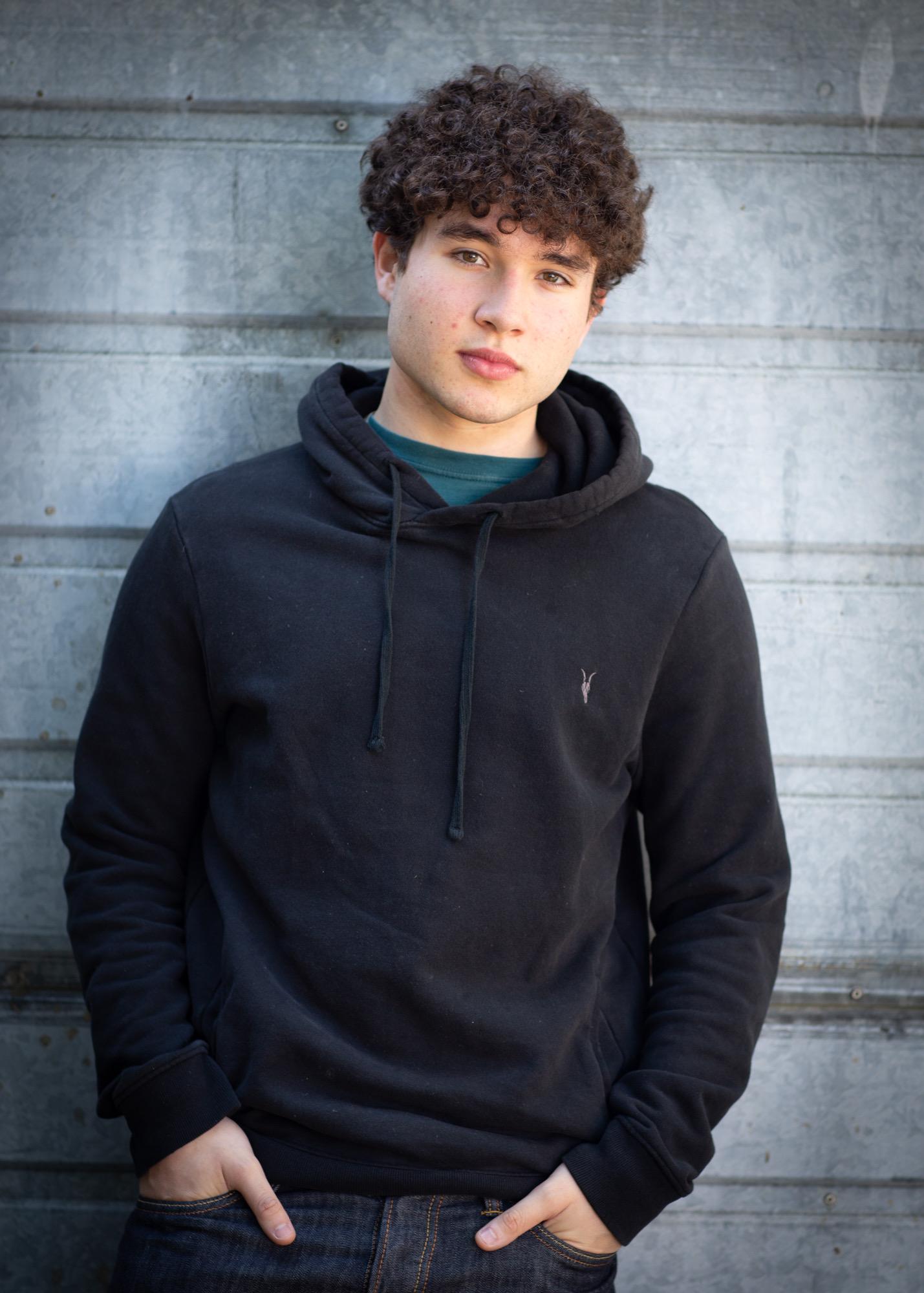 actor Max Robson large photo