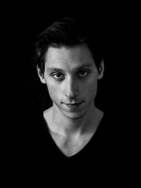 actor Eryk Kulm large photo