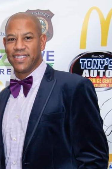 actor Shane Harris large photo