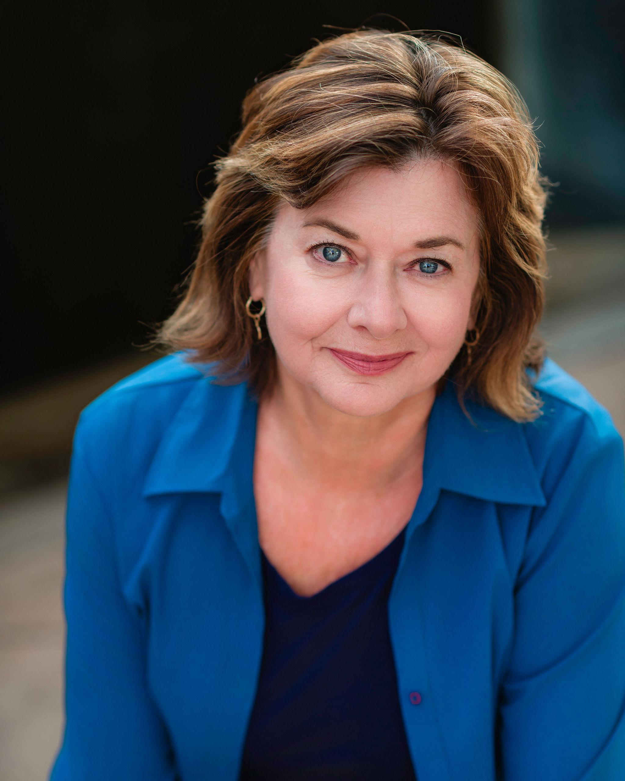 actor Stephanie Jones large photo