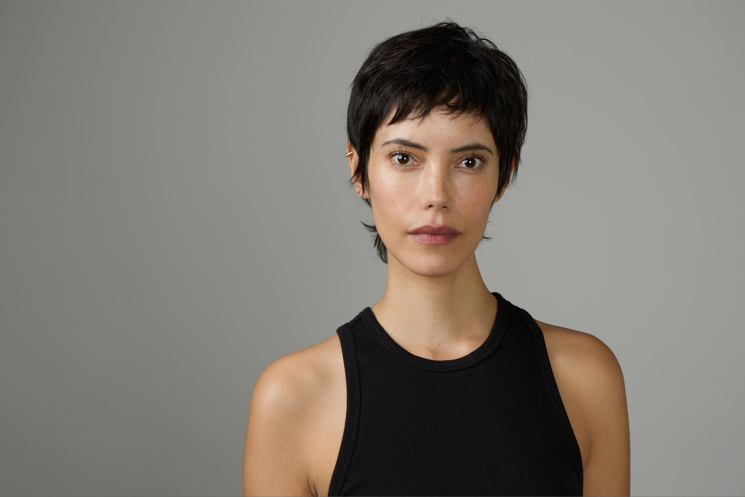 actor Chloe Hirschman large photo