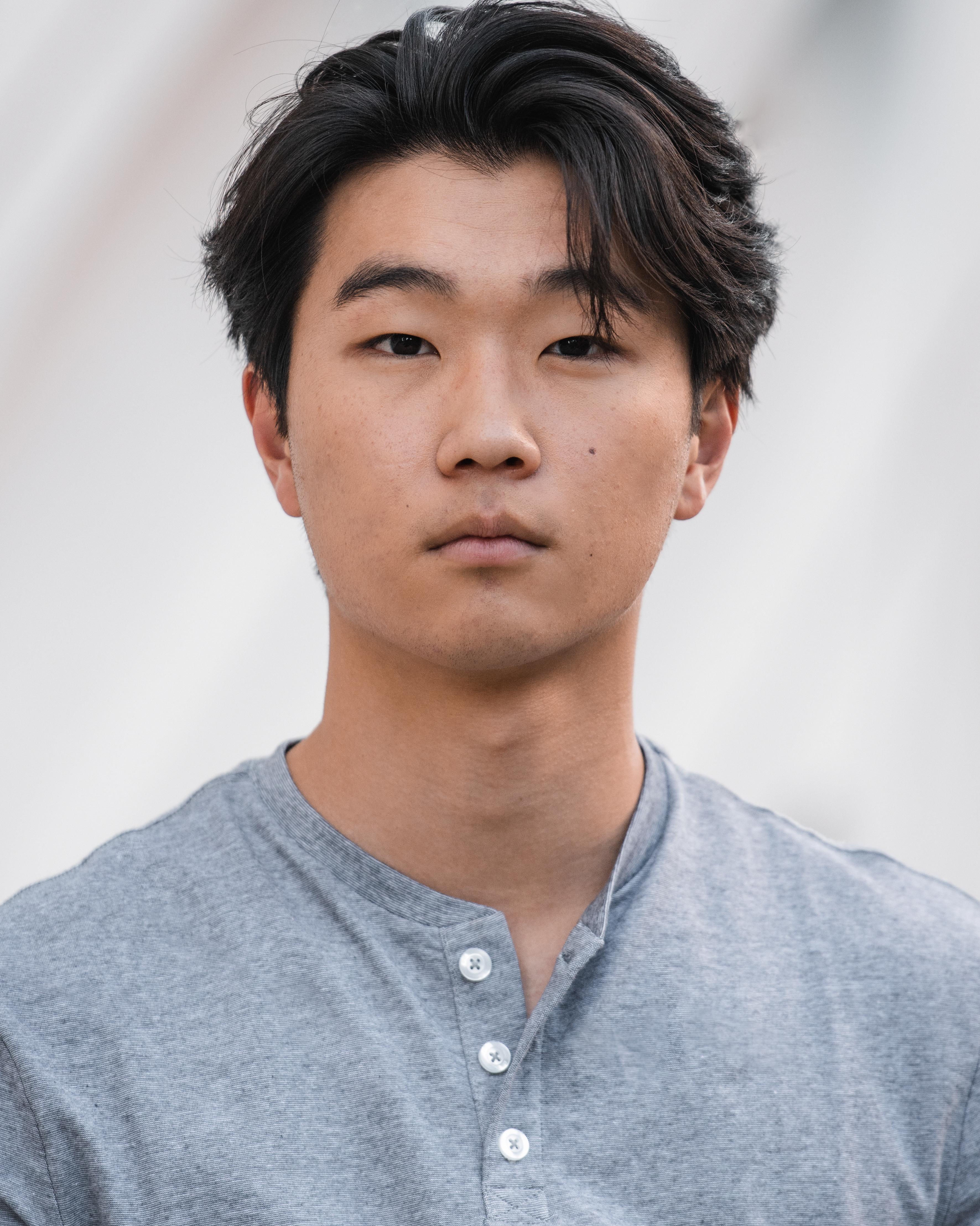 actor Phinehas Yoon large photo