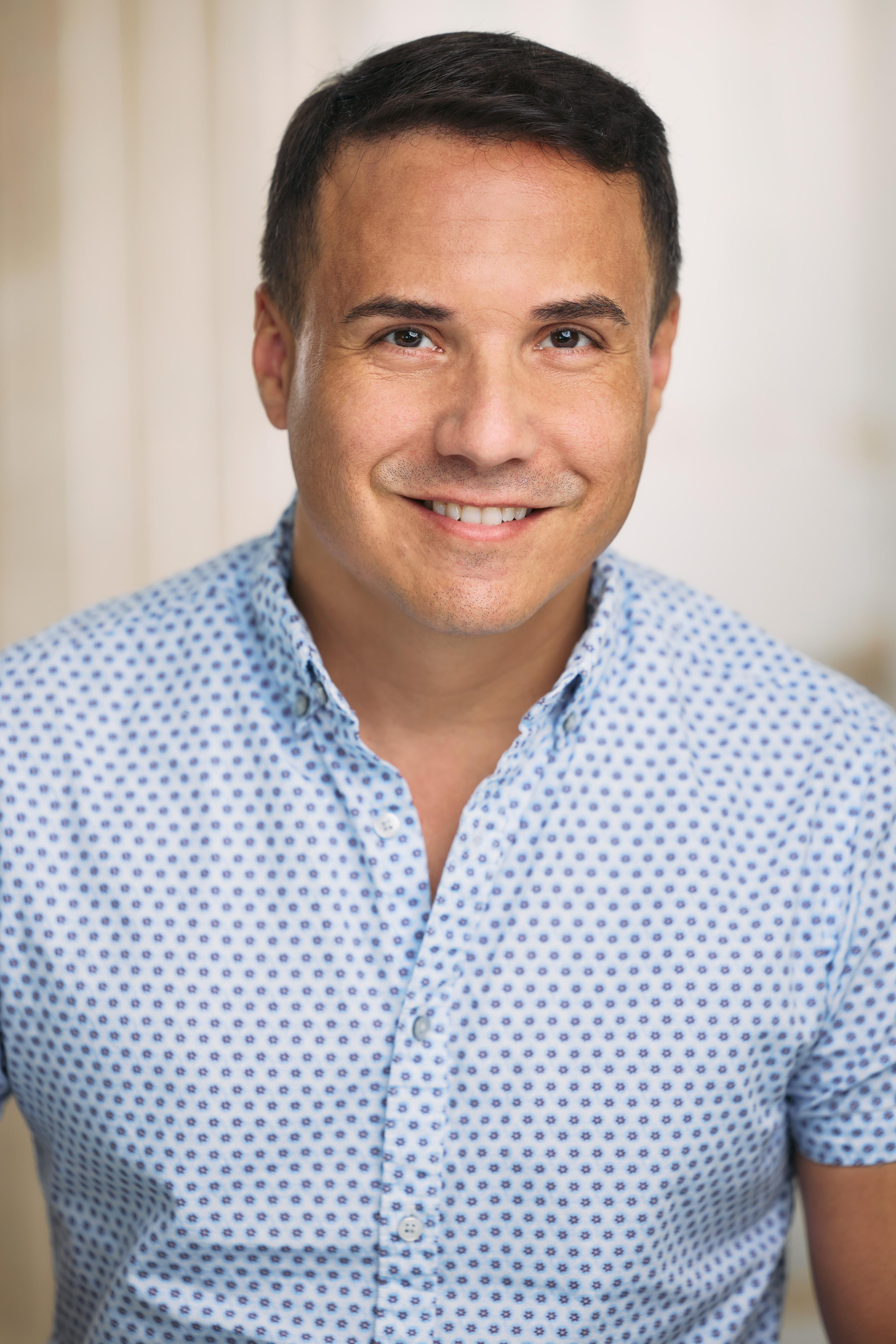 actor Jose Lucena Jr. large photo