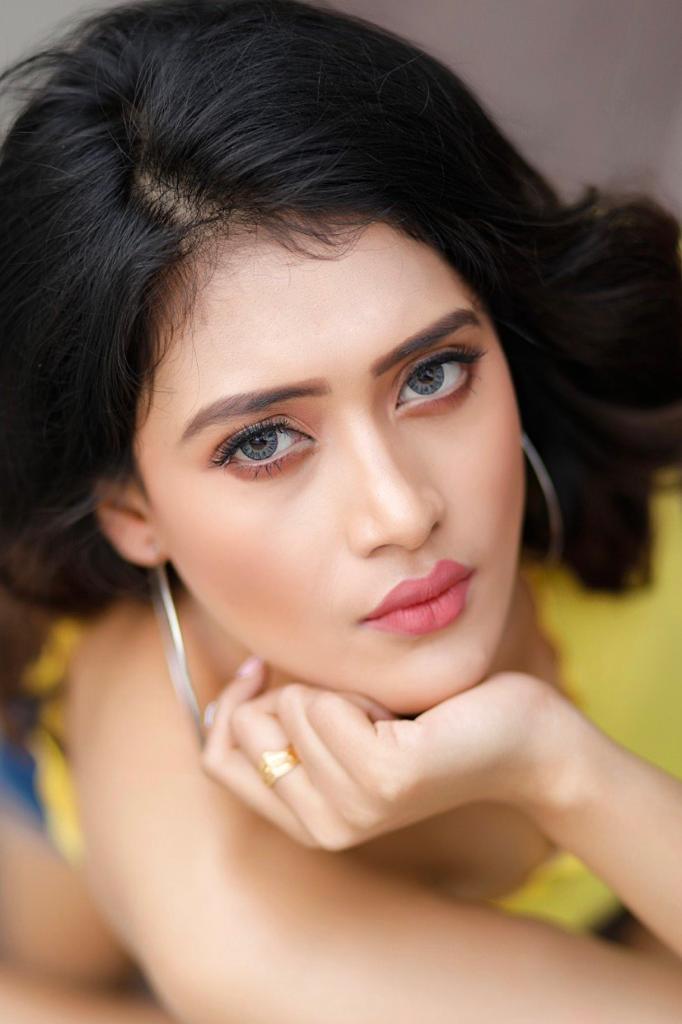 actor Saranya Kar large photo