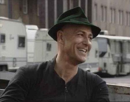 actor Bruce Payne large photo