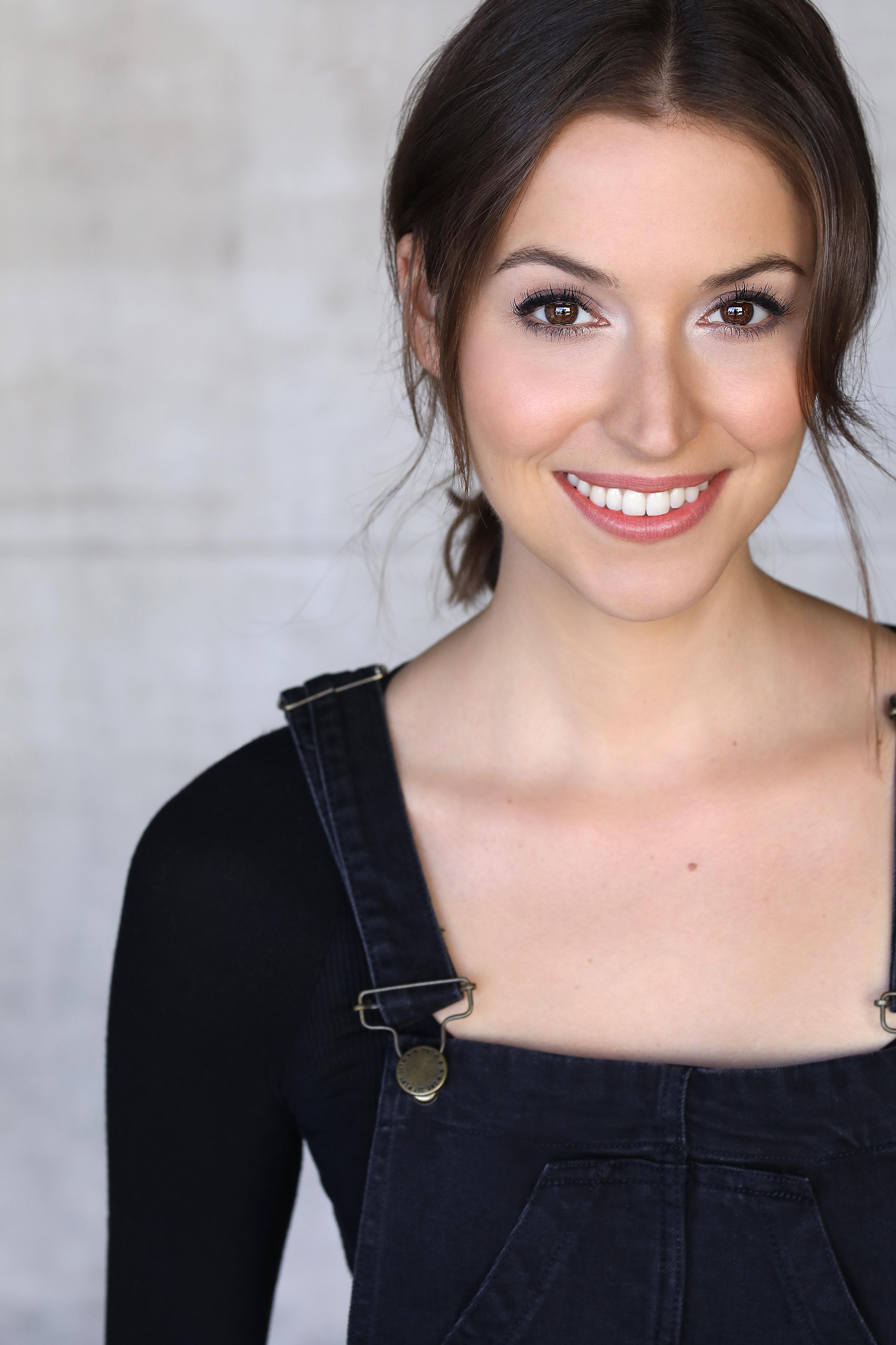 actor Alice Victoria Winslow large photo