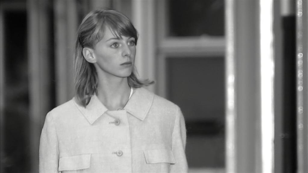 actor Claire Bender large photo