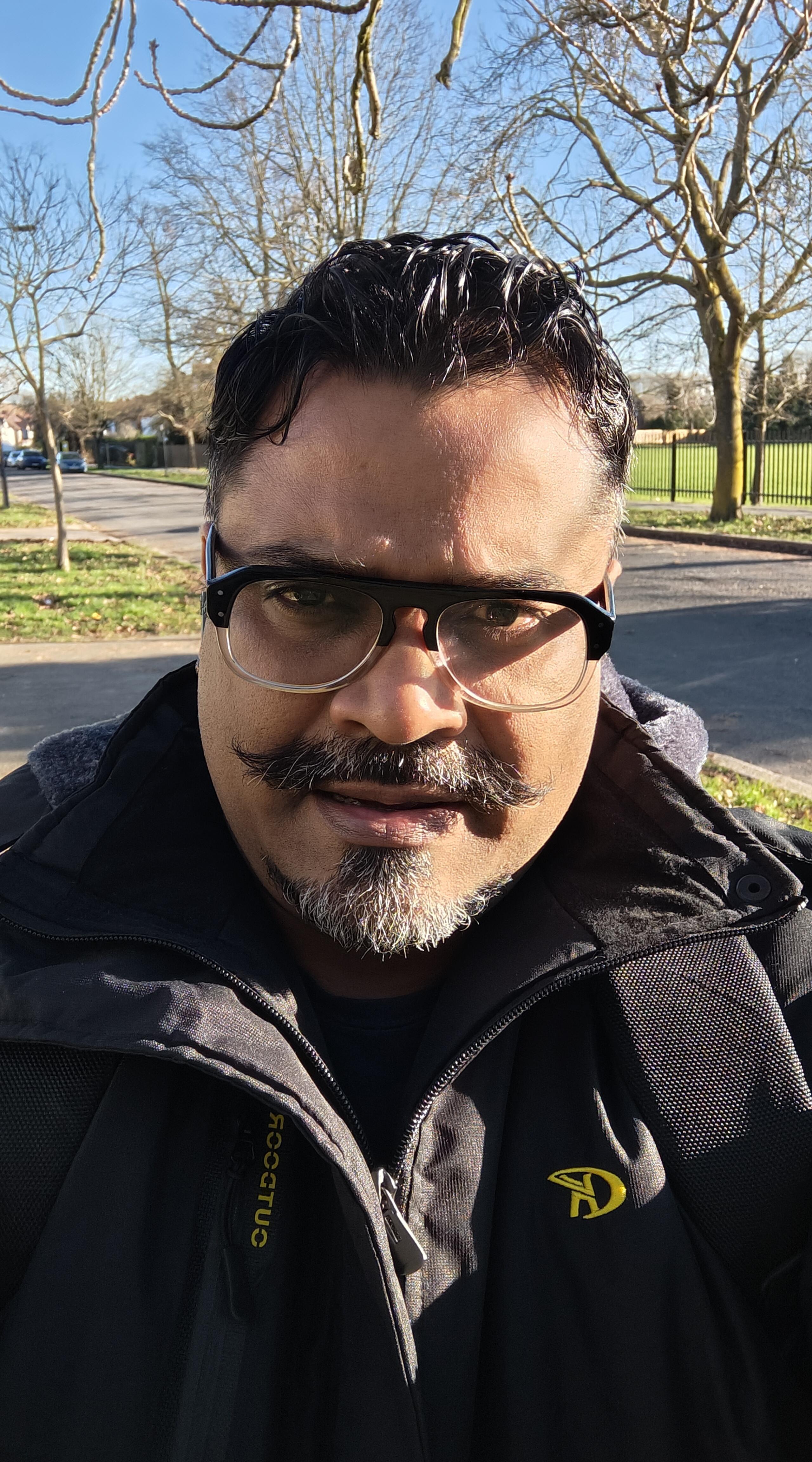 actor Avinash Kumar Singh large photo