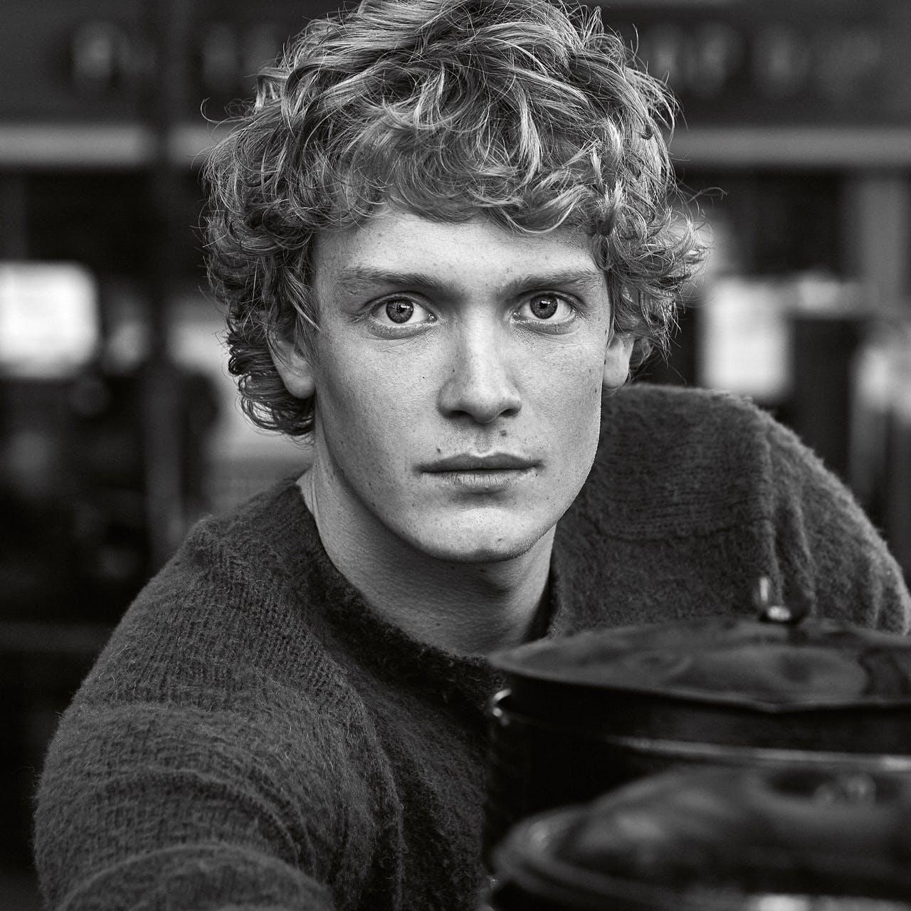 actor Martijn Lakemeier large photo