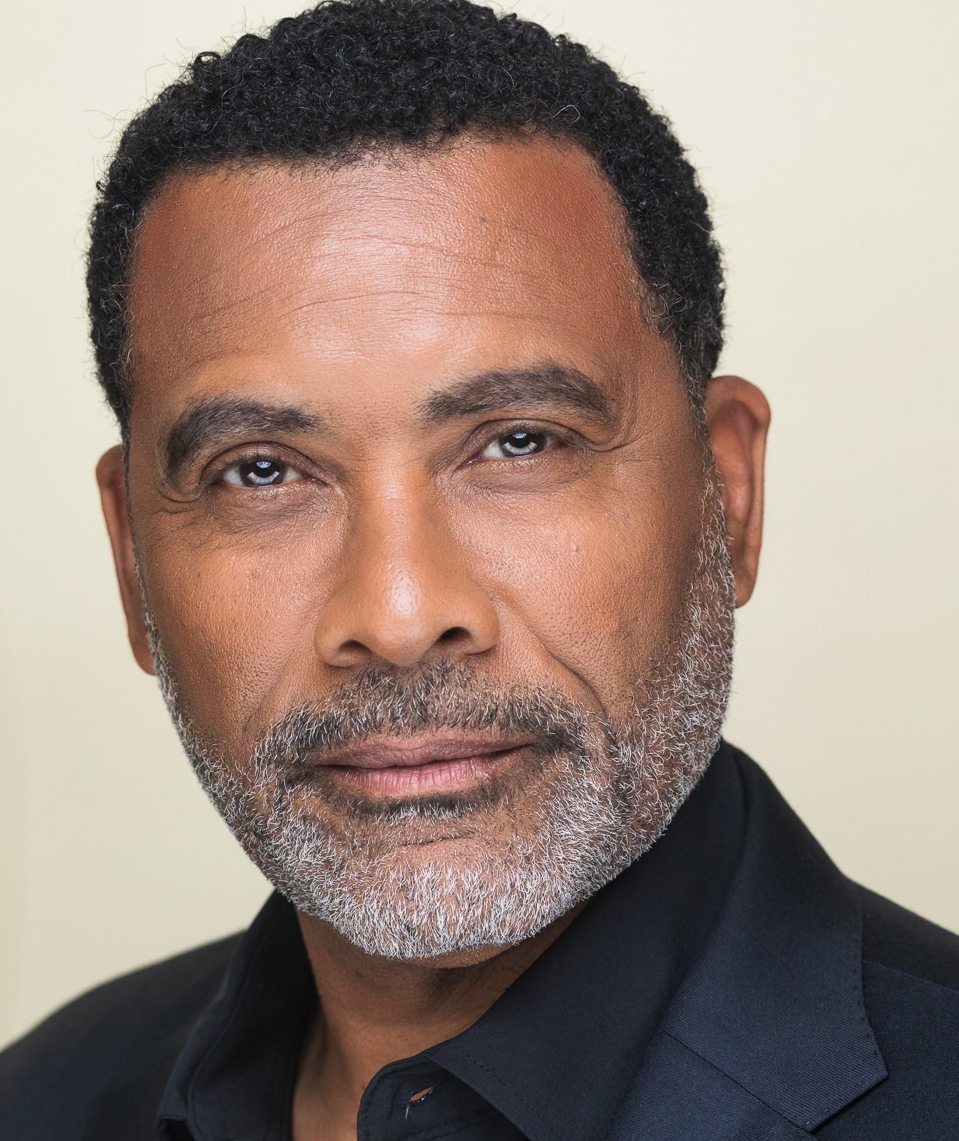 actor Lamont Easter large photo