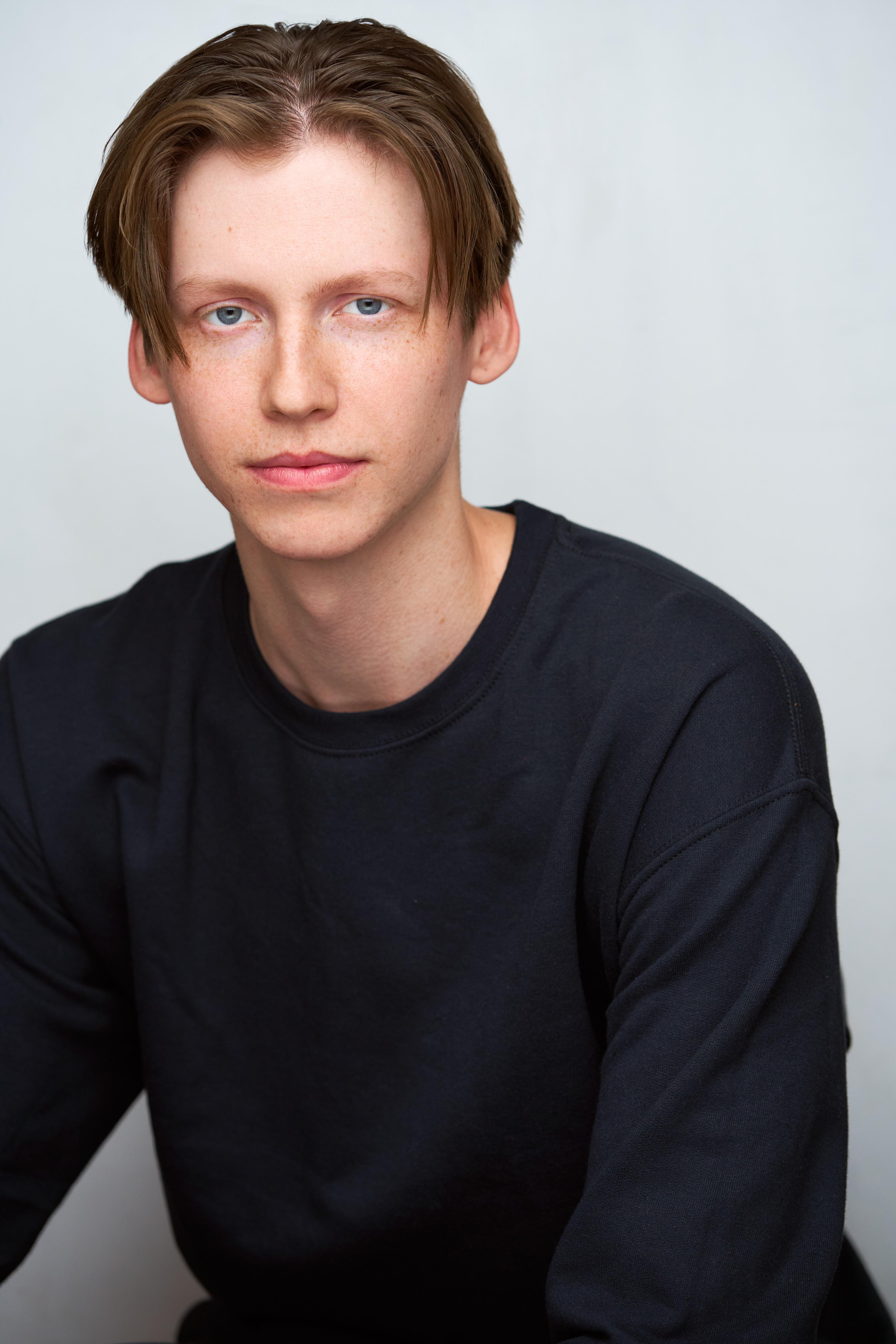 actor Scott Callenberger large photo