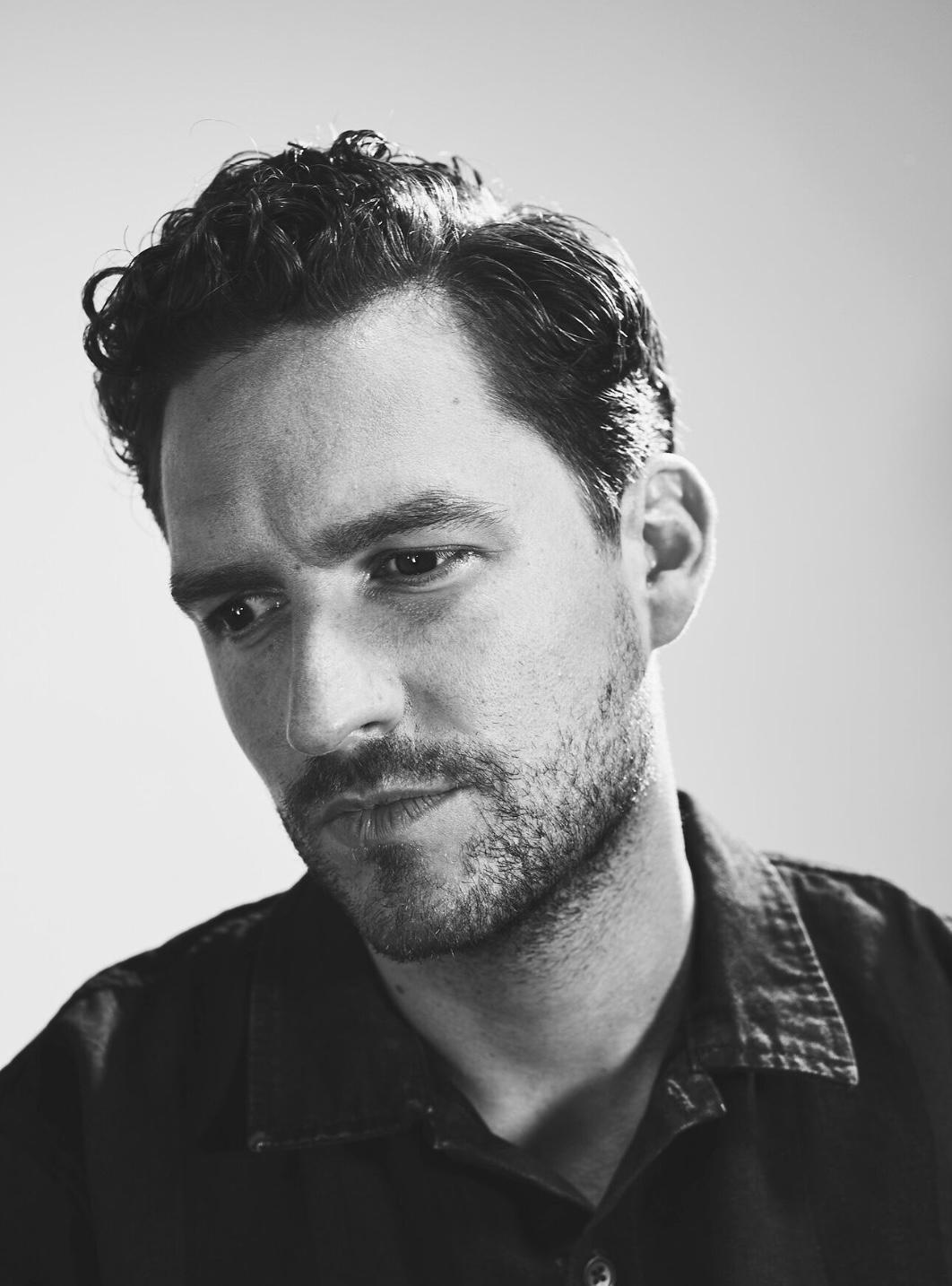 actor Ben Aldridge large photo