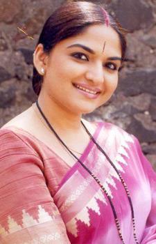 actor Indira Krishnan large photo
