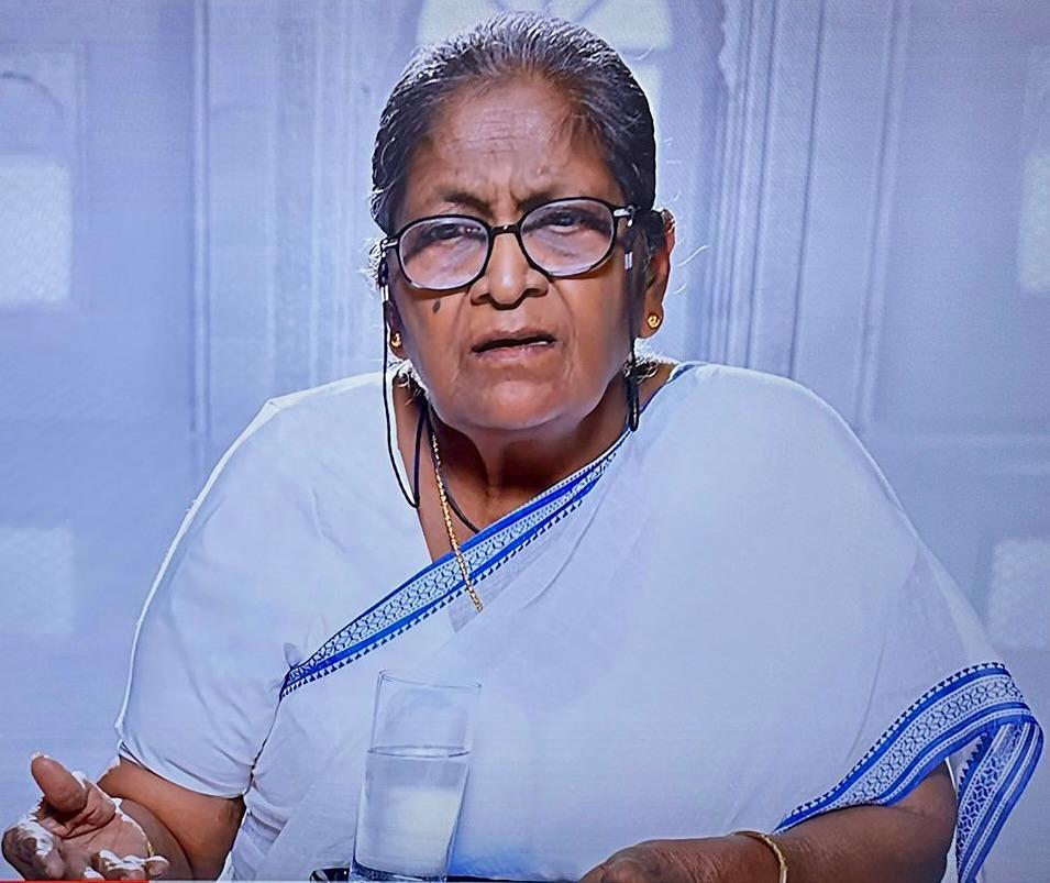 actor Usha Yadav large photo