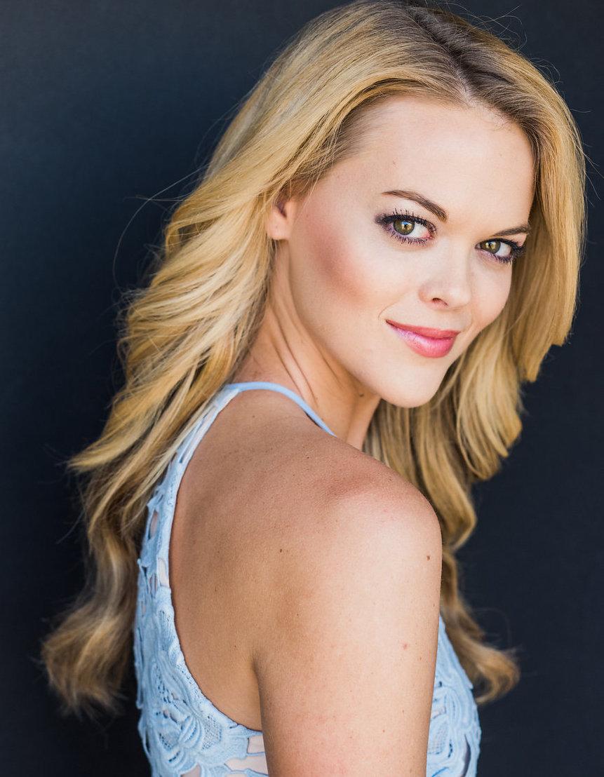 actor April Nelson large photo