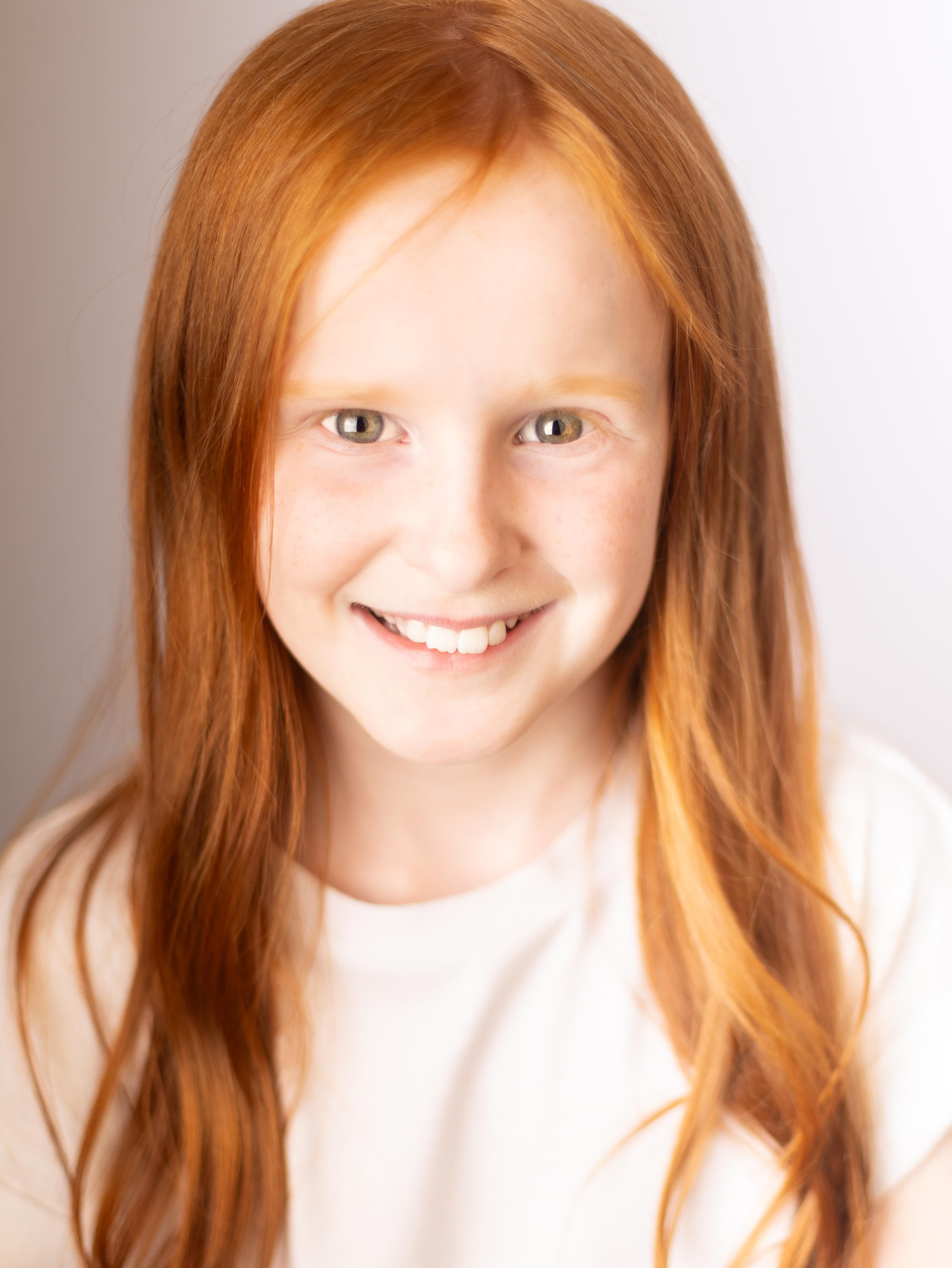 actor Eabha Connolly large photo