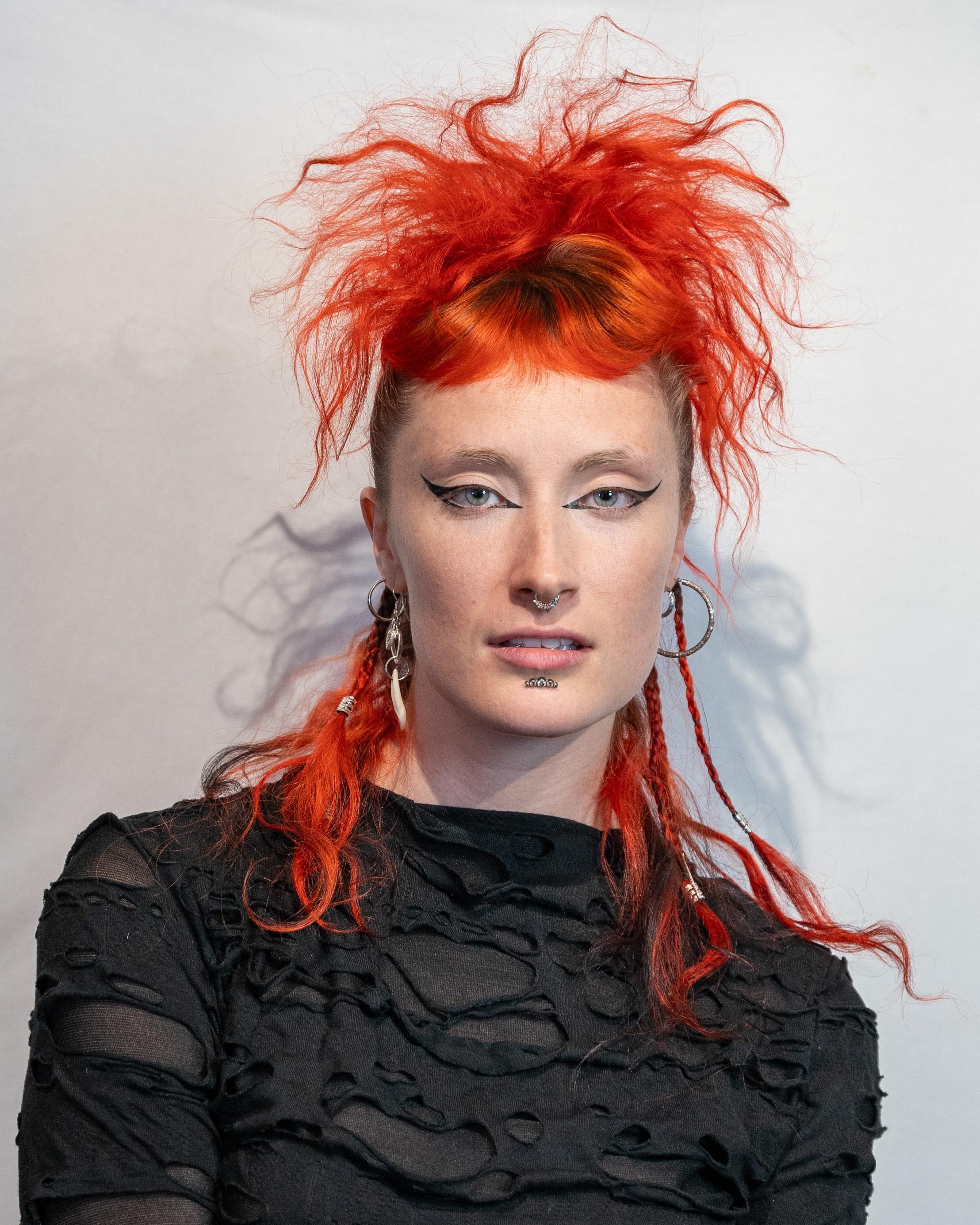 actor Madaline Riley large photo