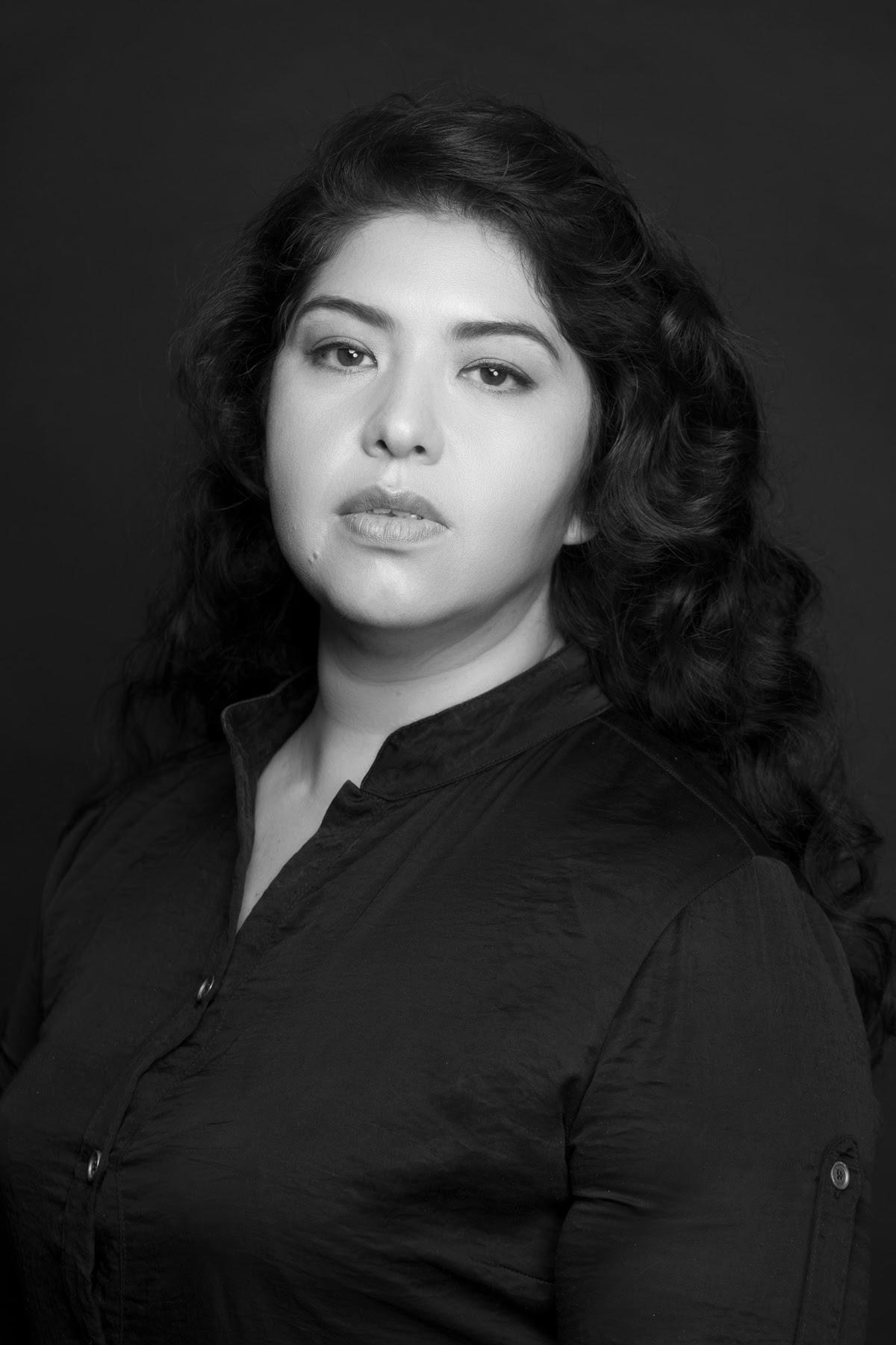 actor Azalia Ortiz large photo