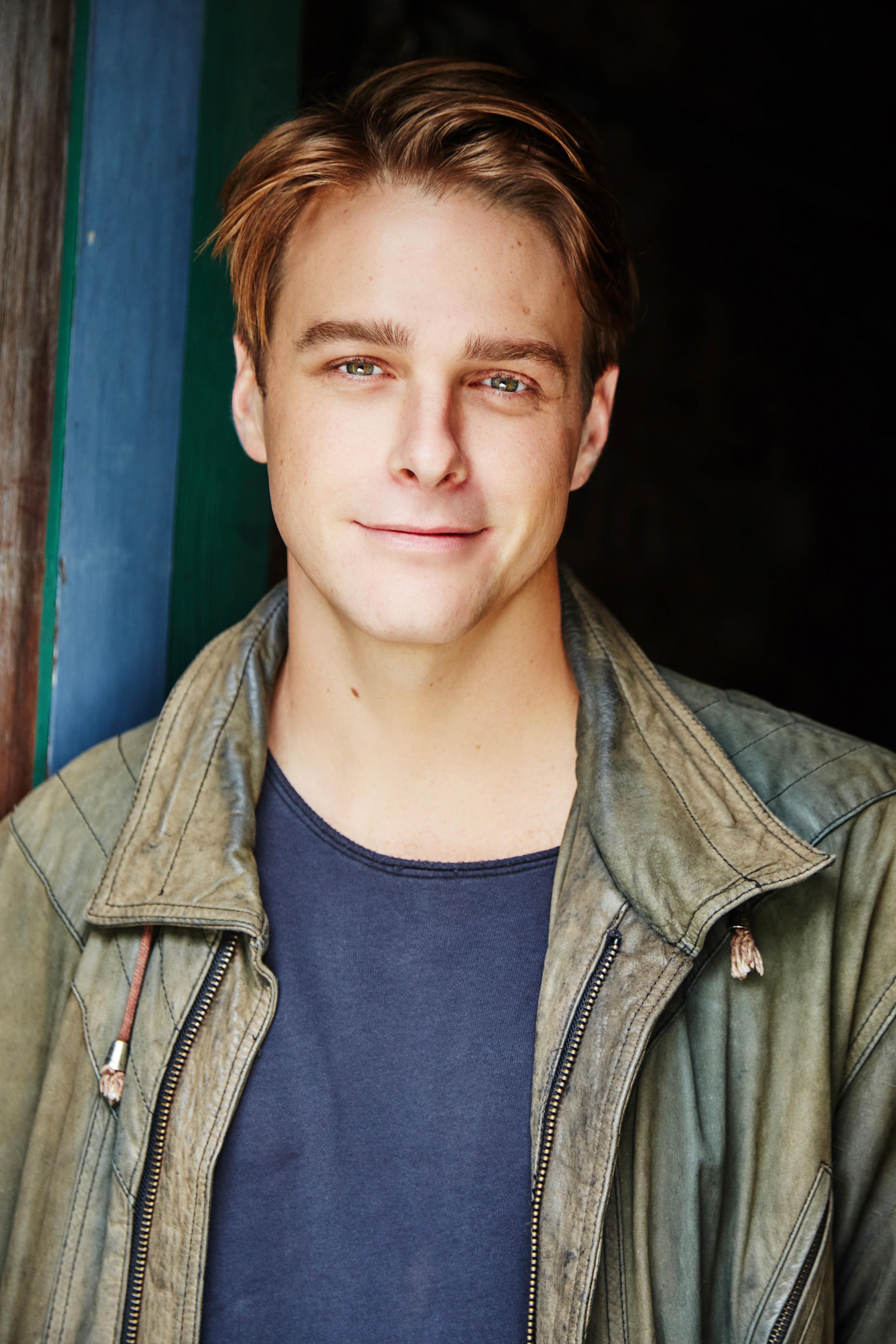 actor Tim Franklin large photo