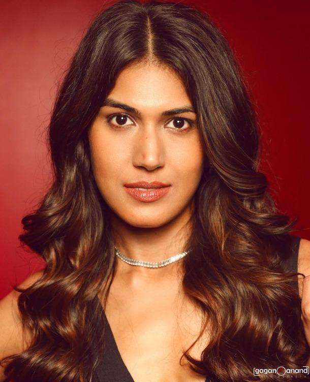 actor Ashmita Jaggi large photo