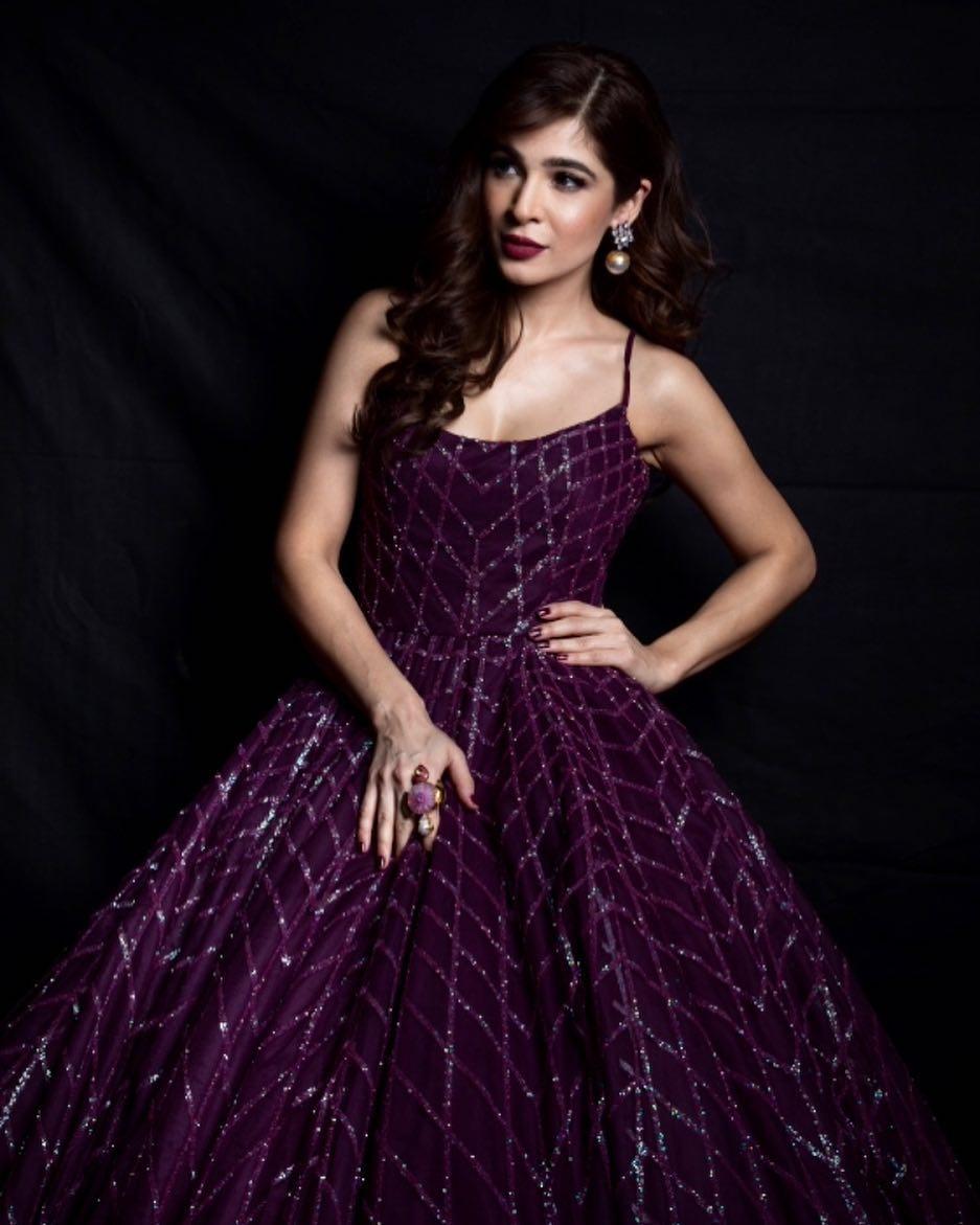 actor Ayesha Omar large photo