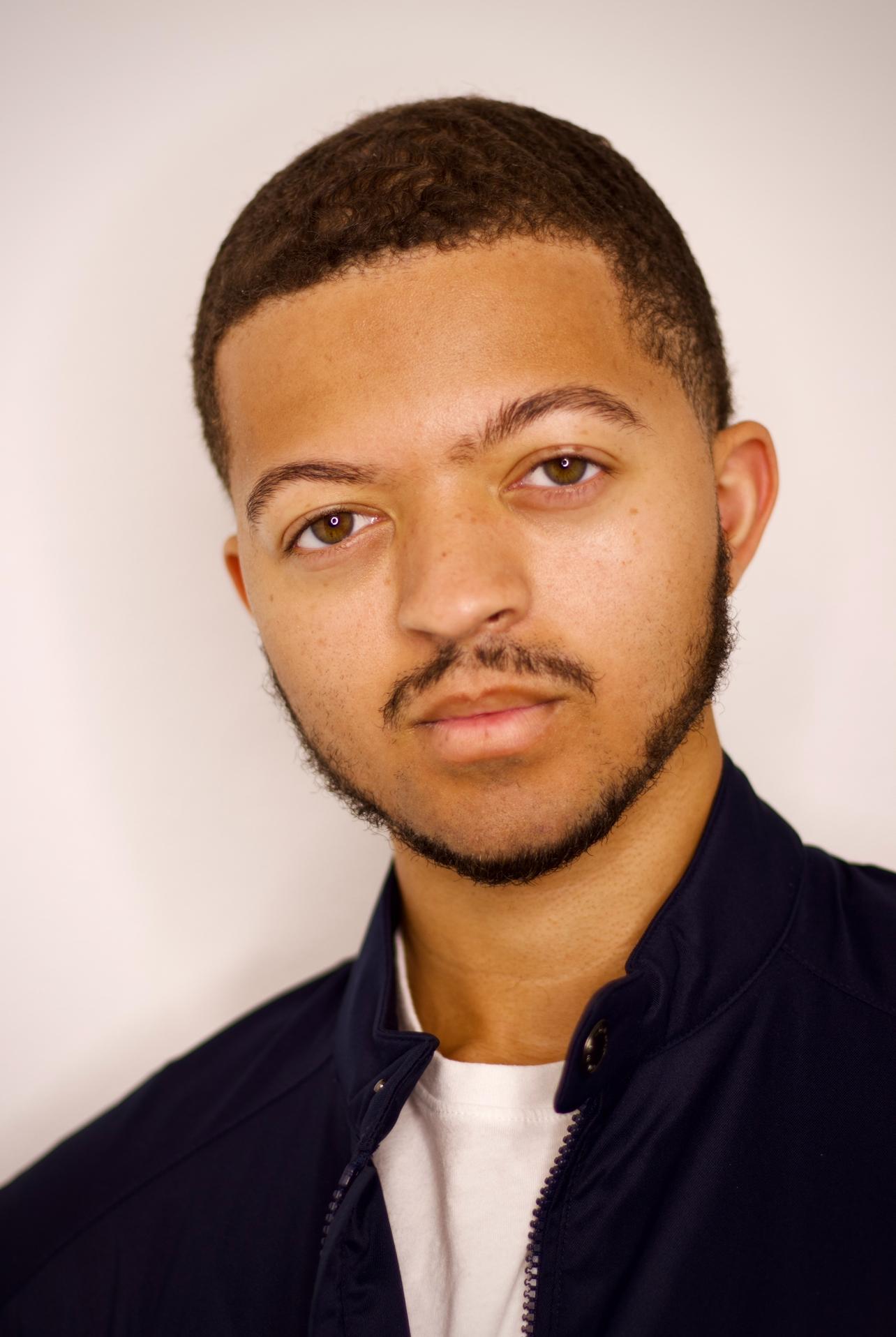 actor Tony Jones large photo