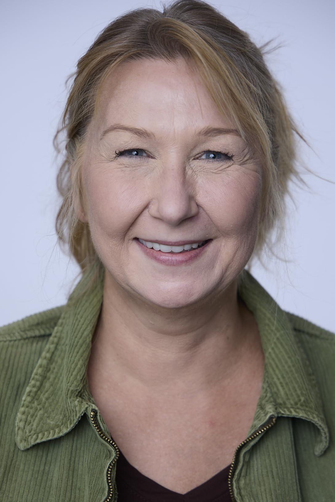 actor Jennifer Corbridge large photo