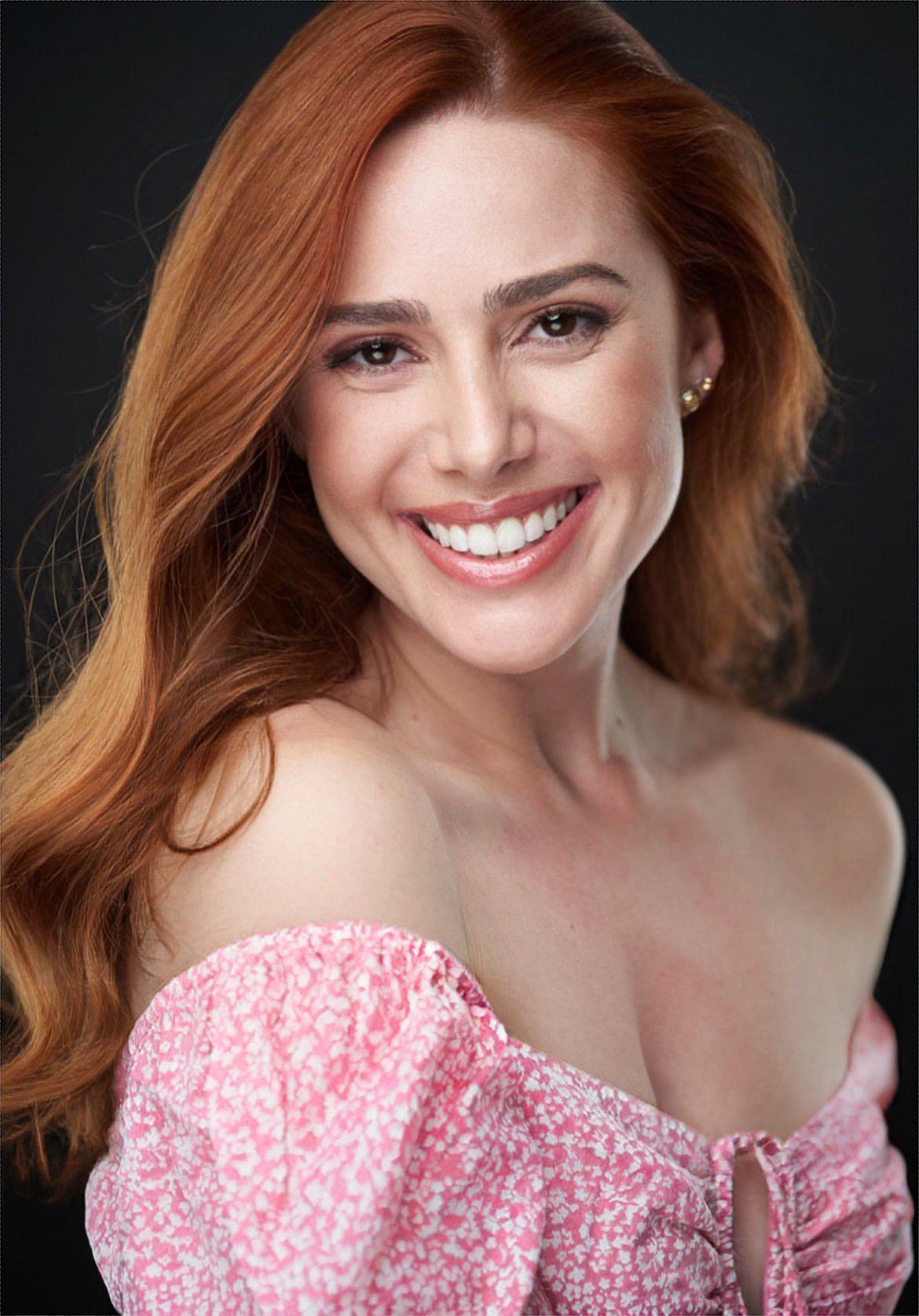 actor Stephie Torres large photo