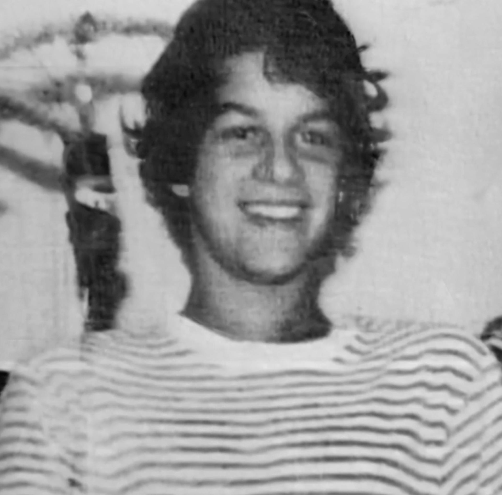 actor Scott Cantrell large photo