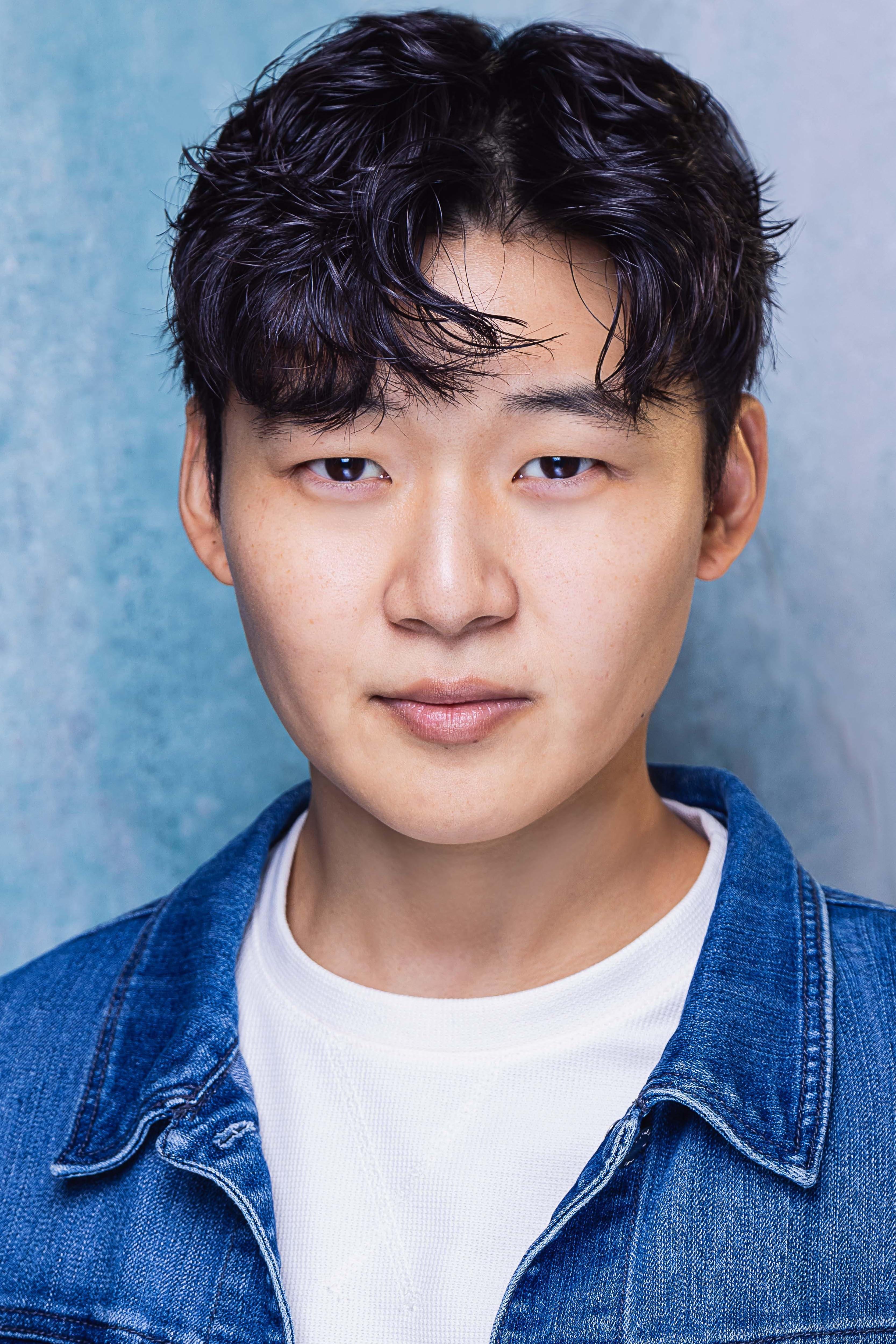 actor Tk Lee large photo