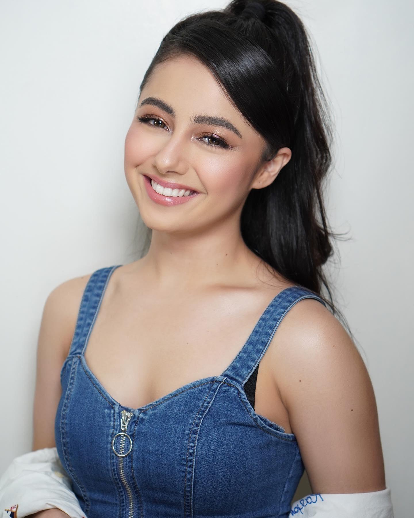 actor Shanaia Gomez large photo