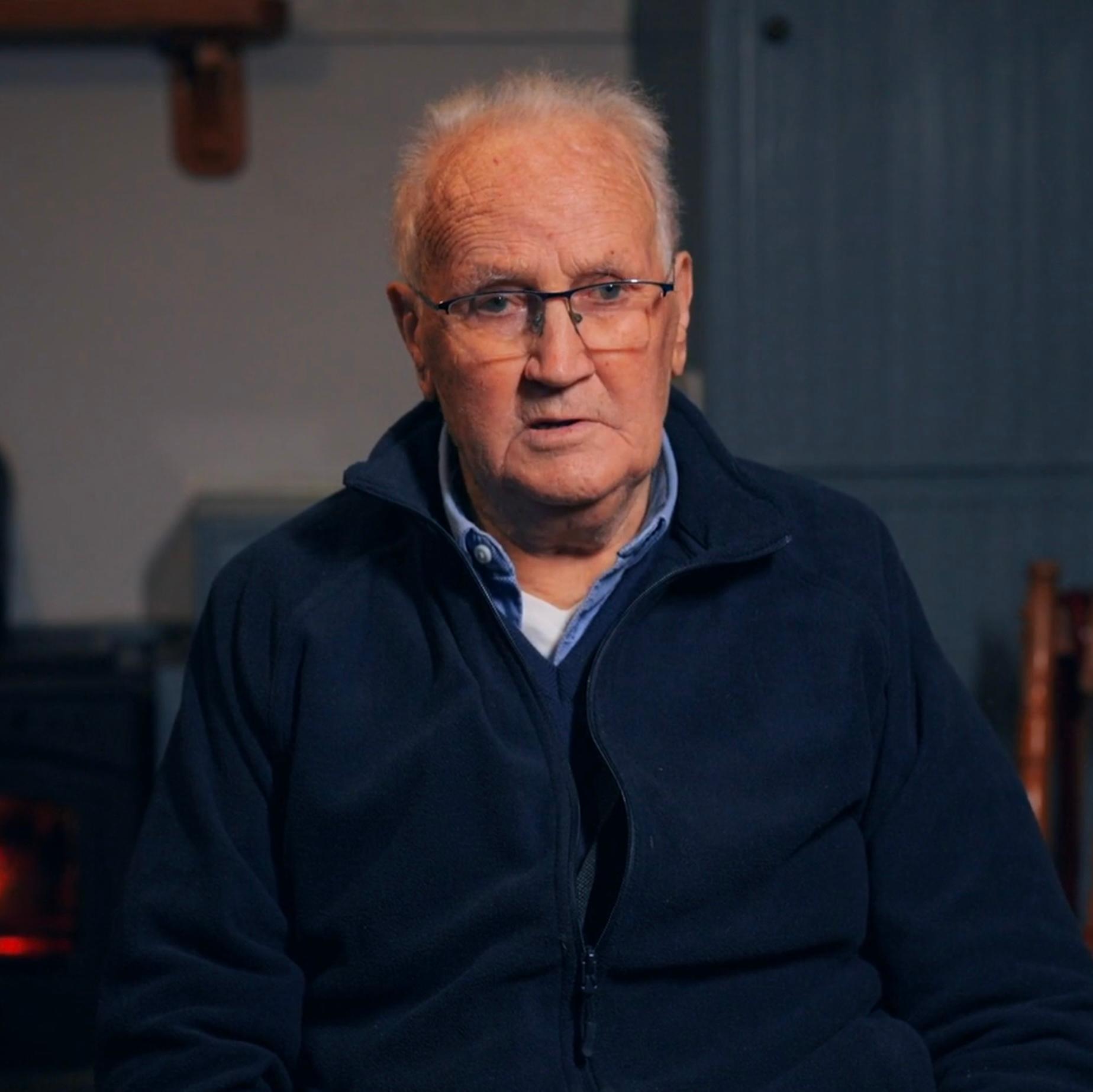 actor Nicky Meagher large photo