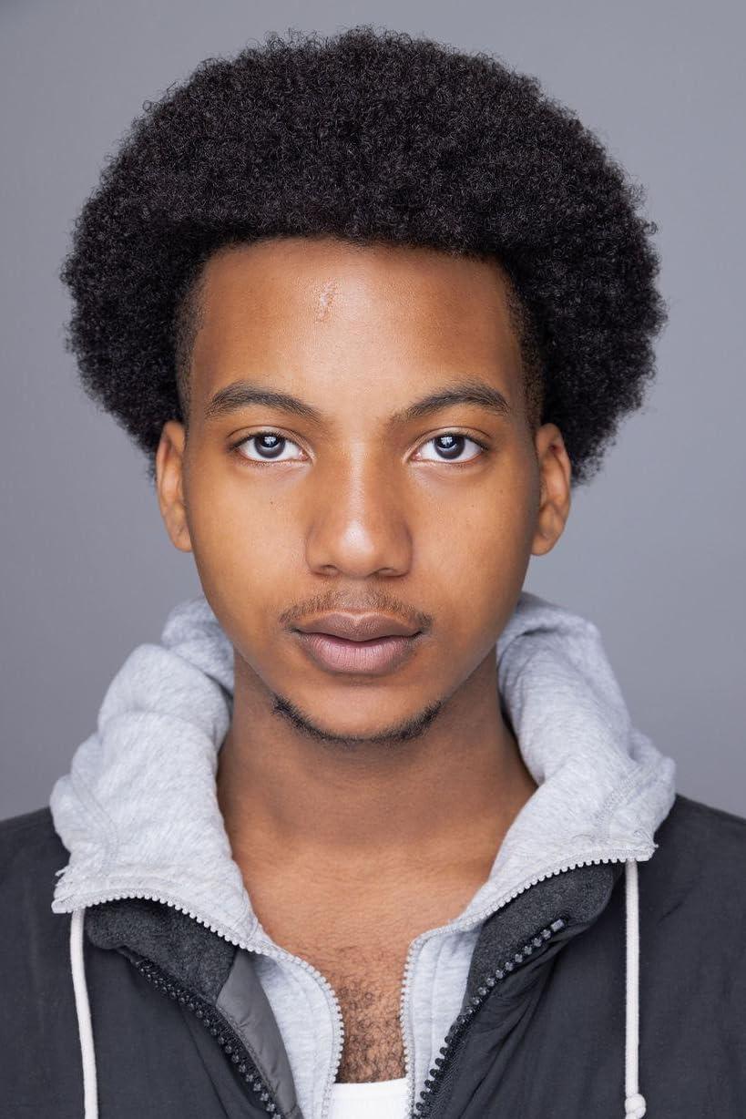 actor Zachary Connor large photo