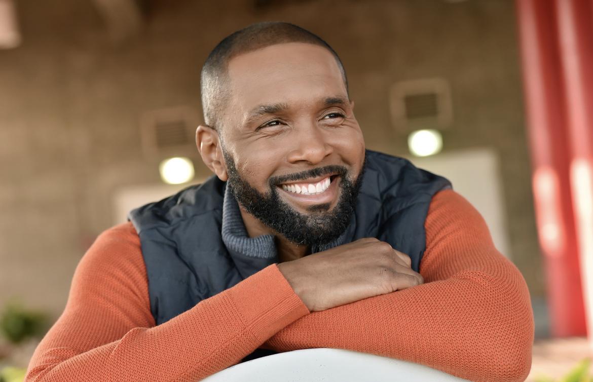 actor T'Shaun Barrett large photo