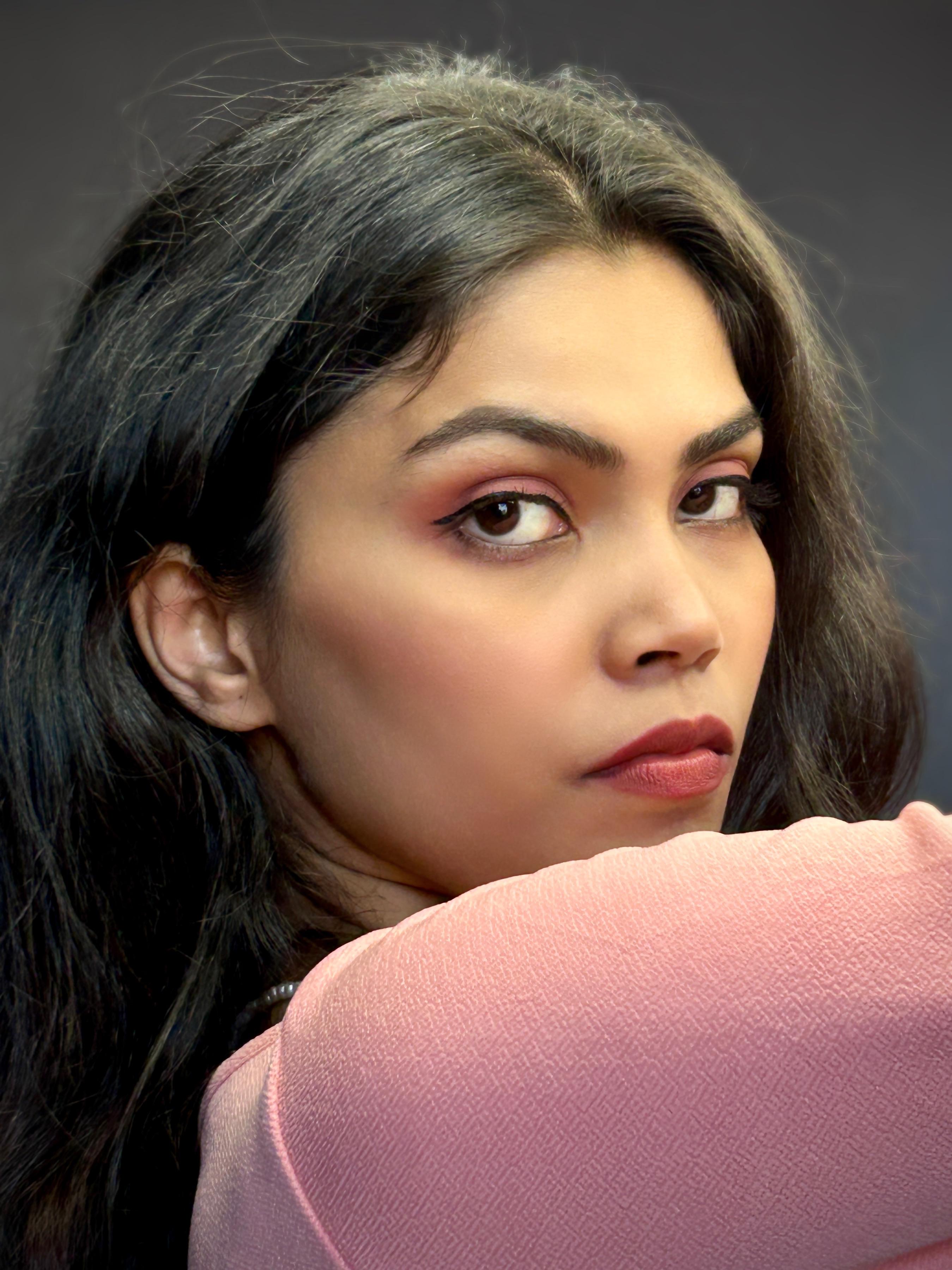 actor Reema Chaudhary large photo