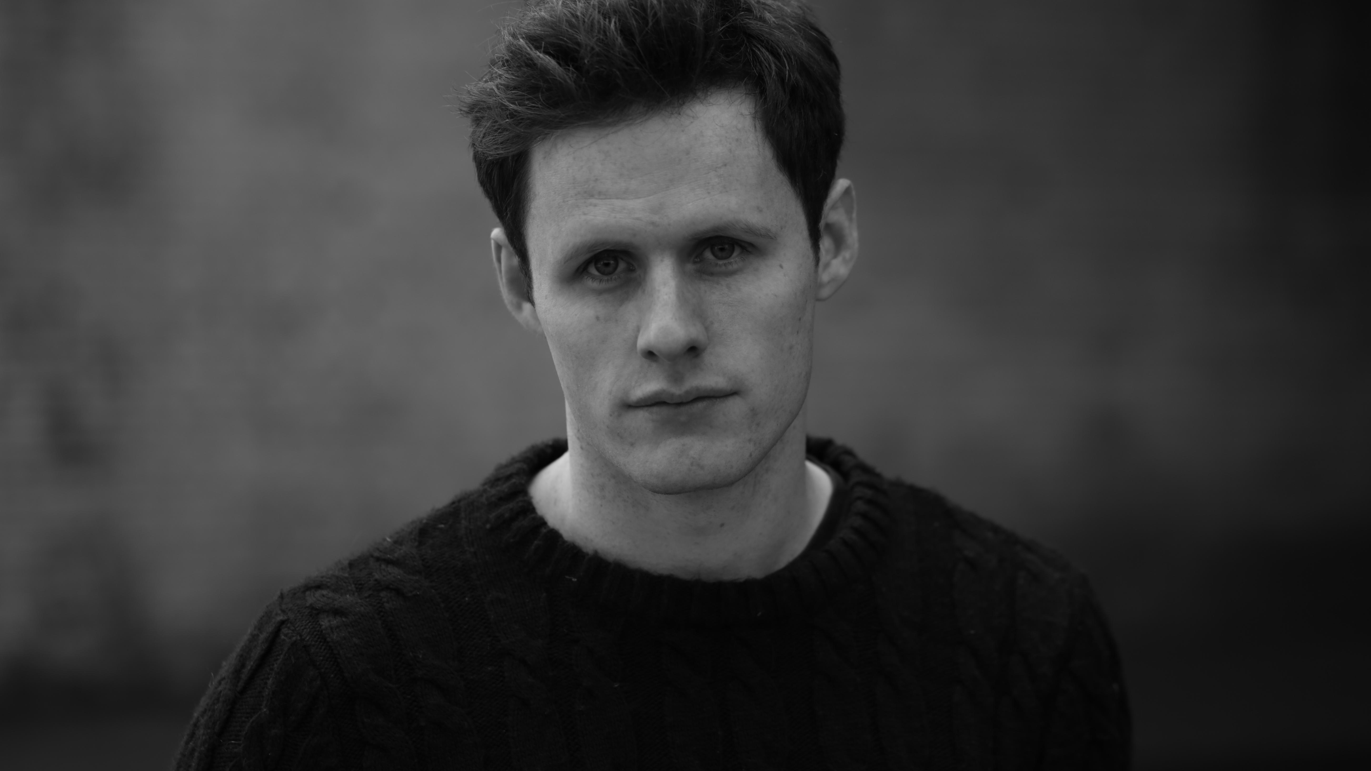 actor Tim Bowie large photo