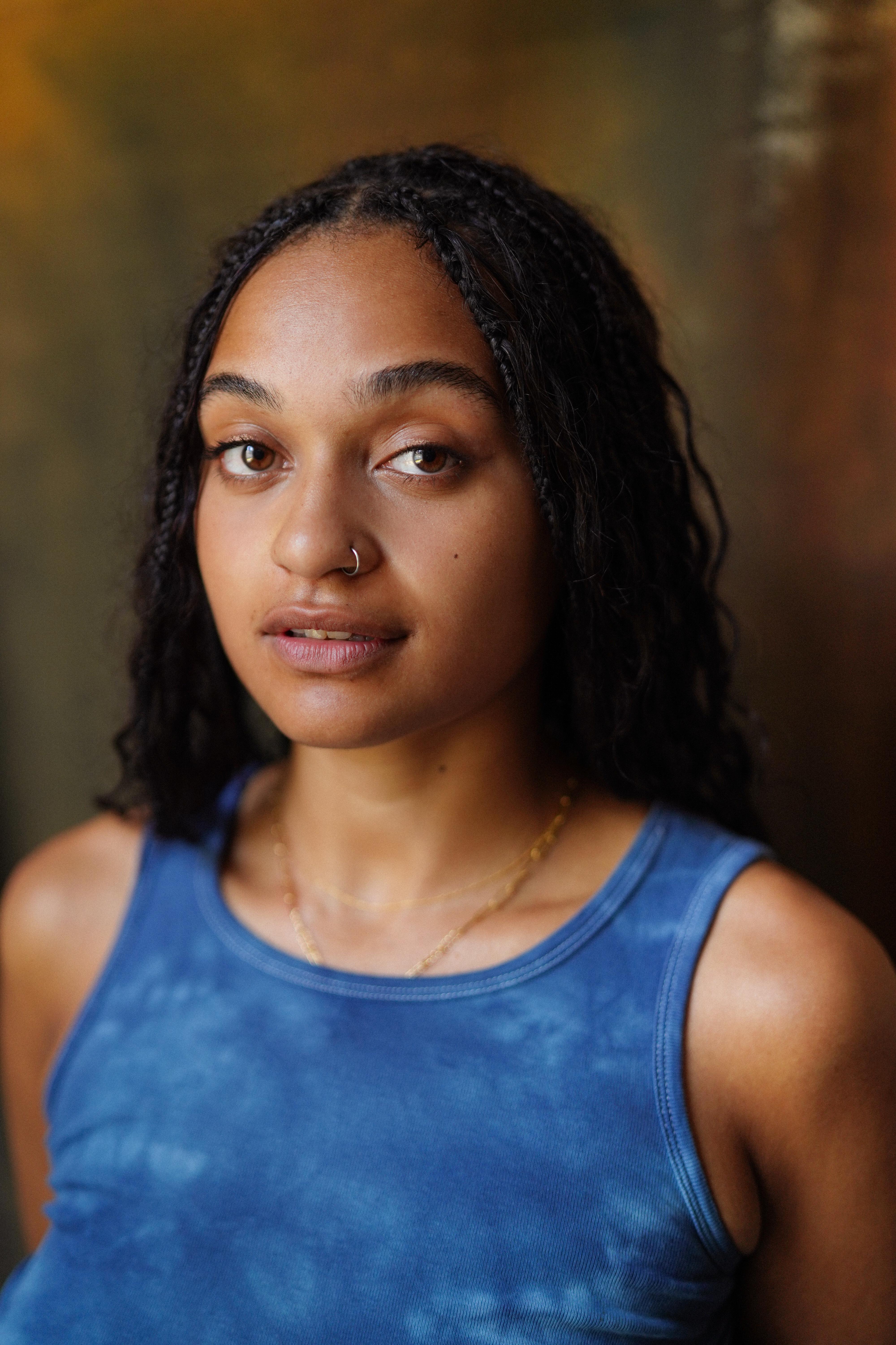 actor Pena Iiyambo large photo