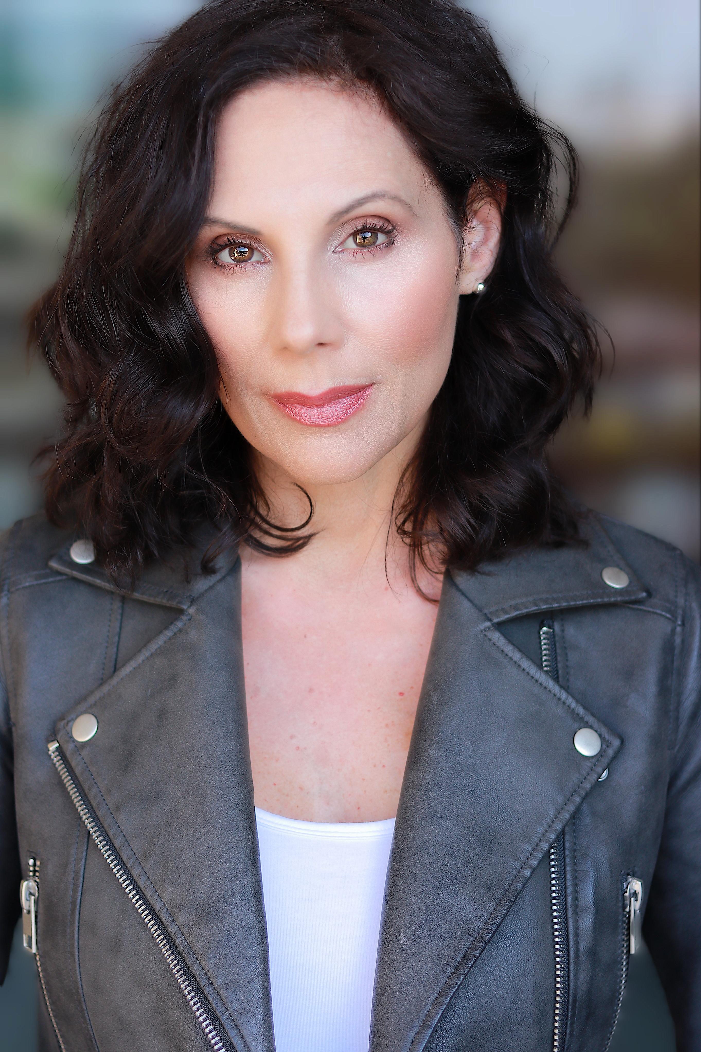 actor Connie Chiarelli large photo