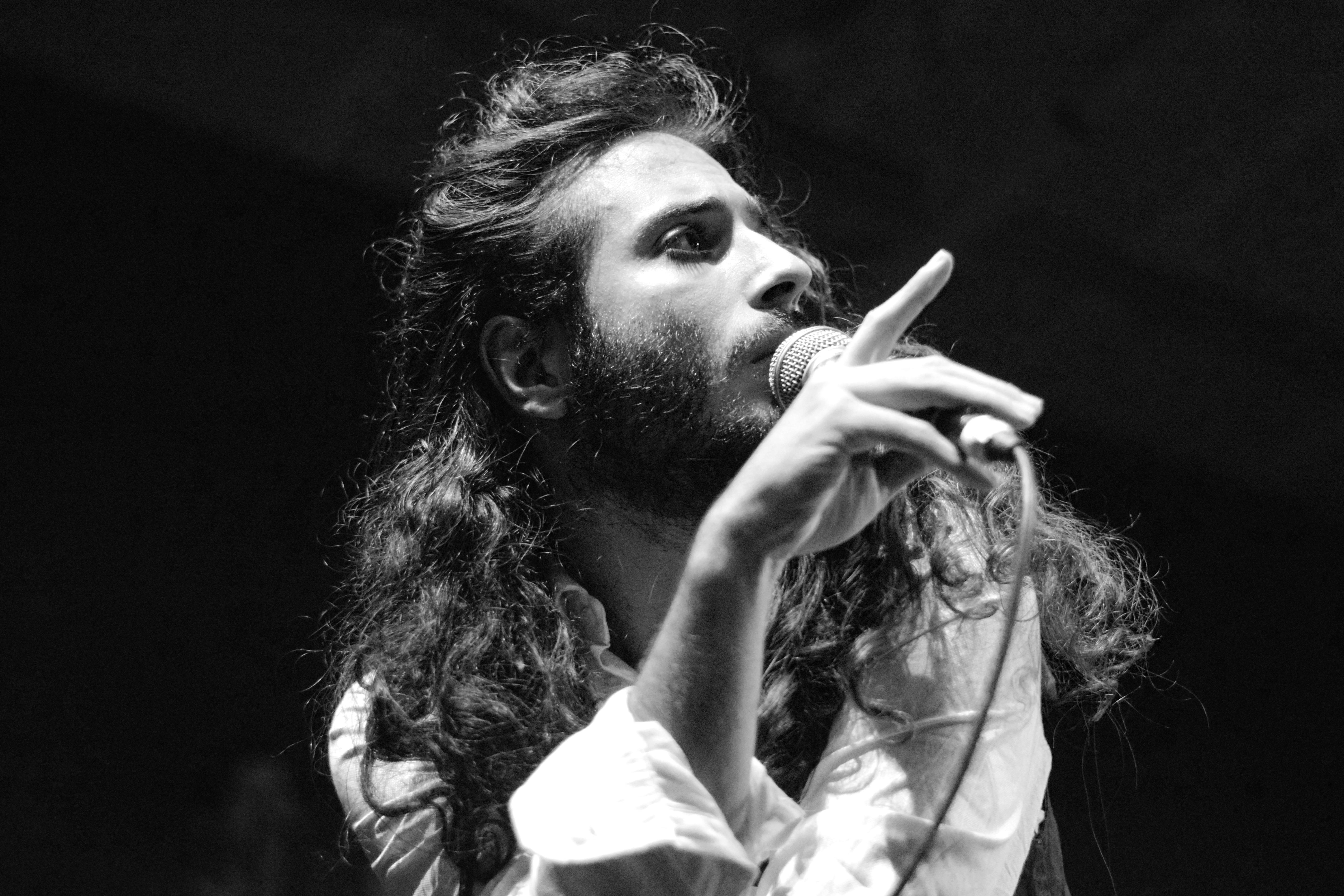 actor Giuliano Logos large photo