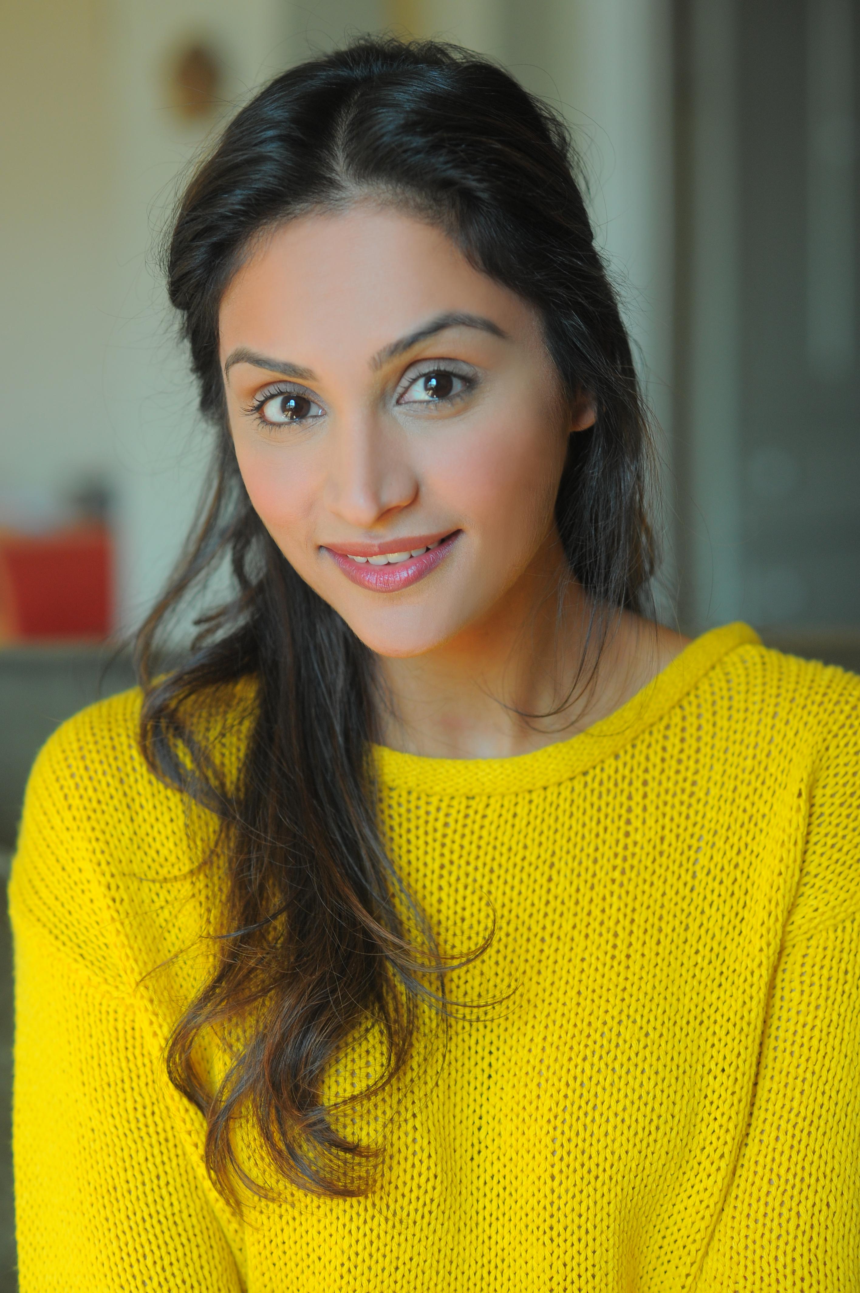 actor Purbi Joshi large photo