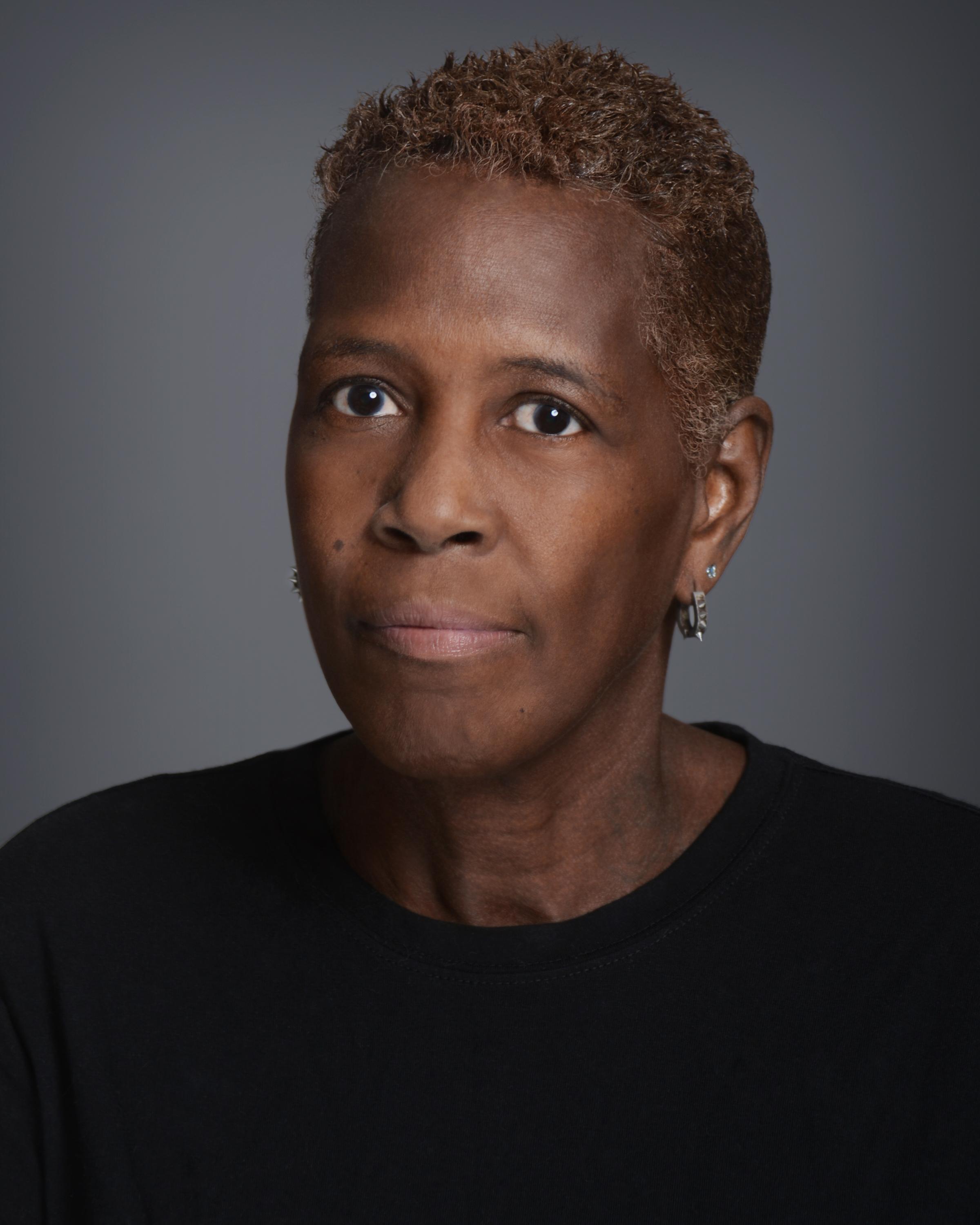 actor Ronda Swindell large photo