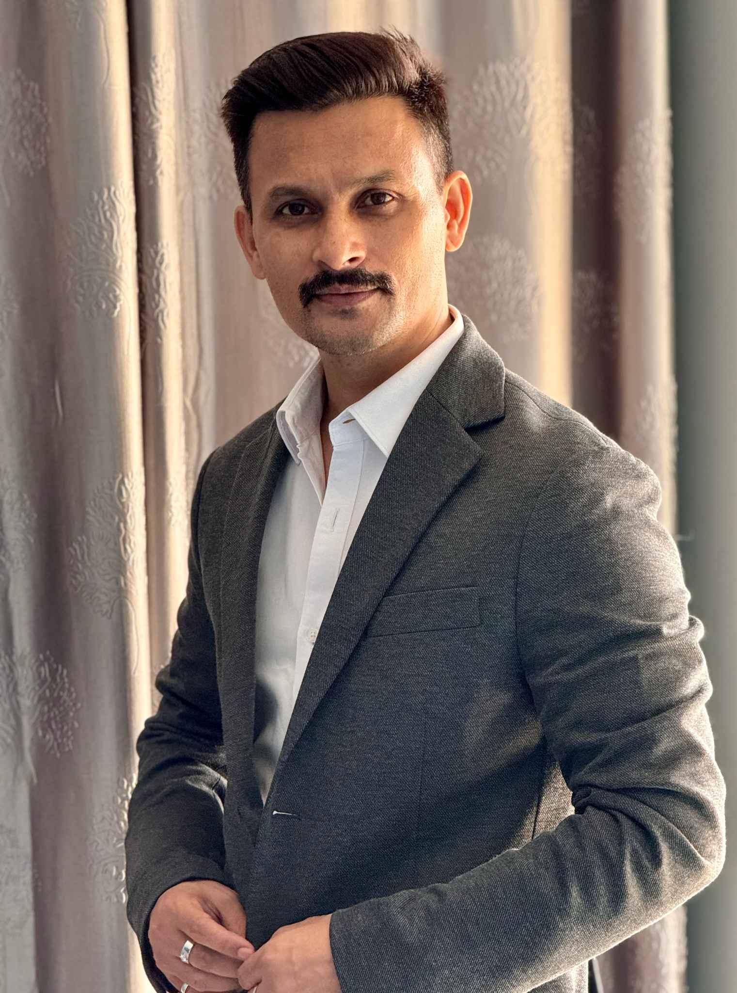 actor Bhushan Patiyal large photo