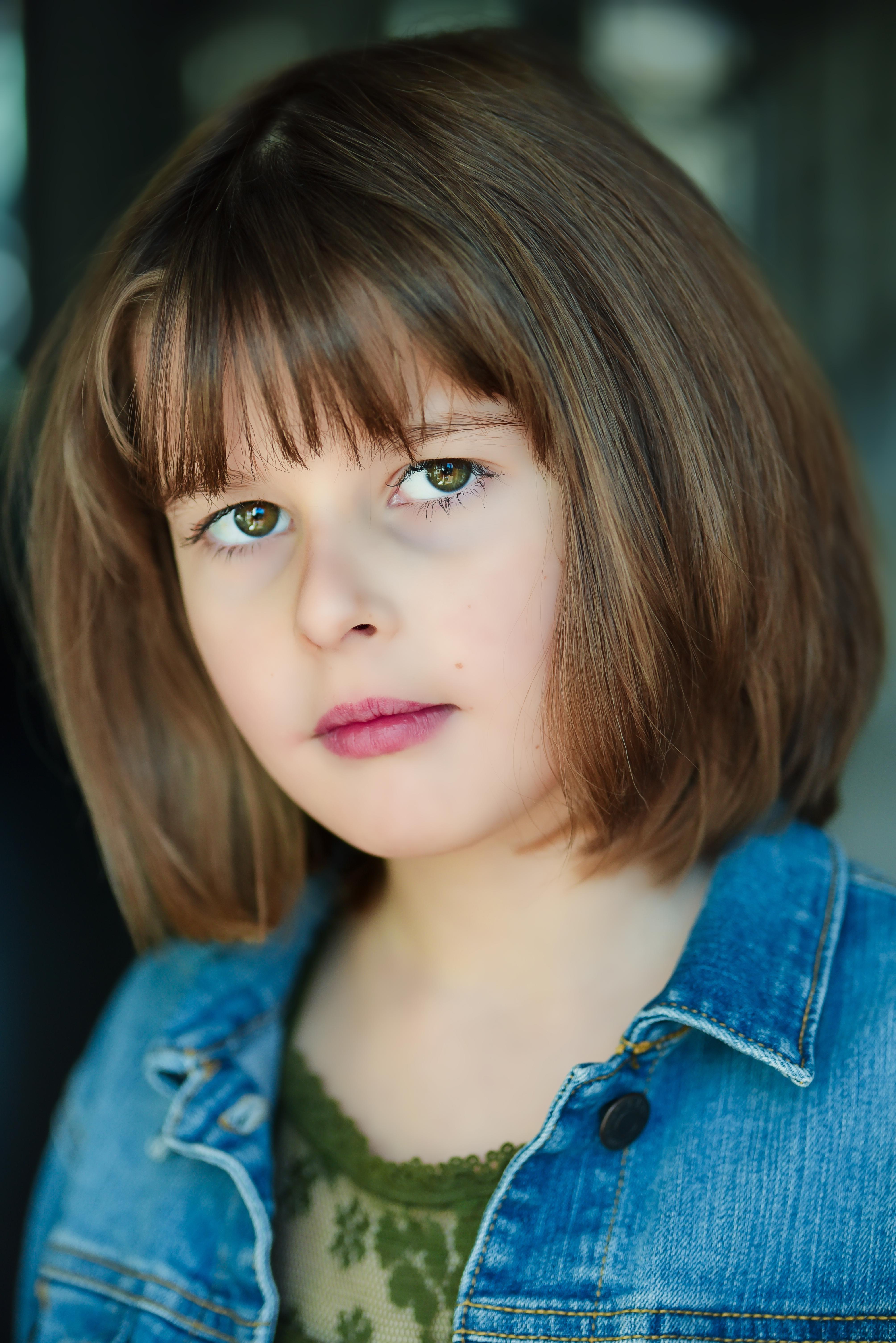 actor Rylea Hendreschke large photo