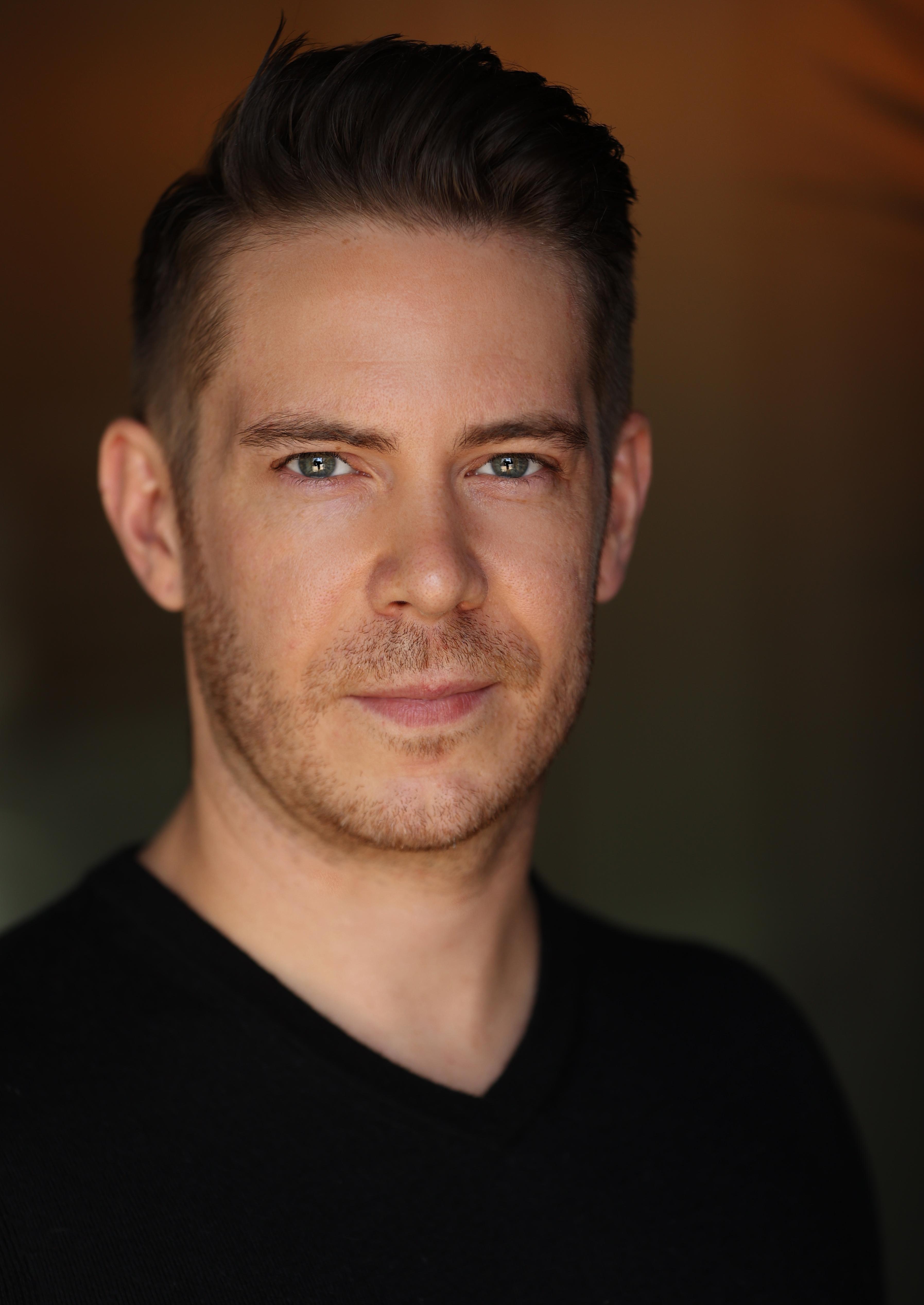 actor Kyle Dyck large photo