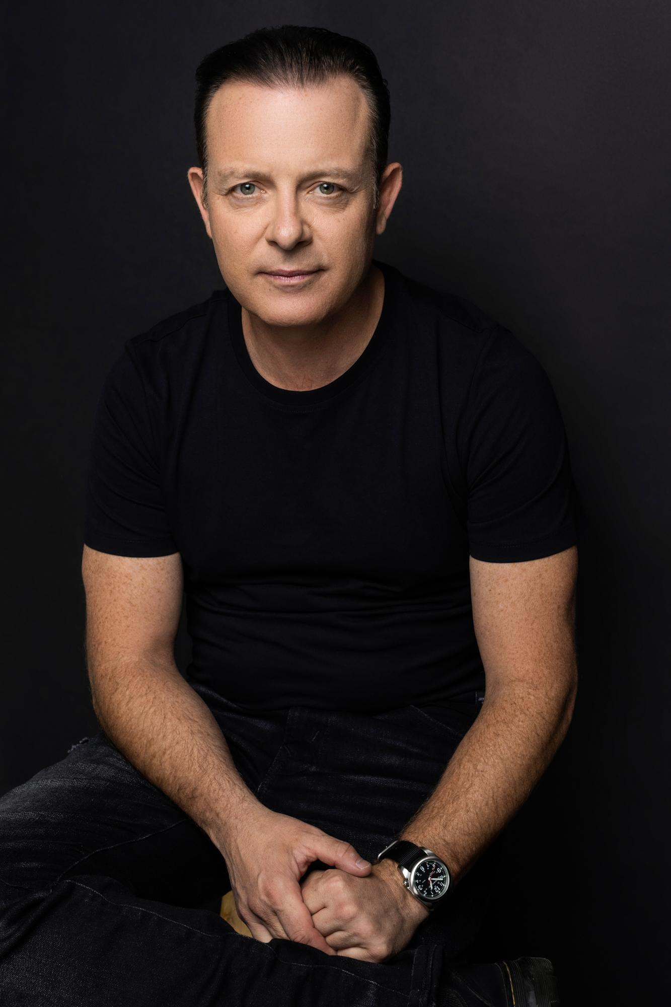 actor Douglas Vermeeren large photo