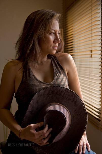 actor Carla Zarcal large photo