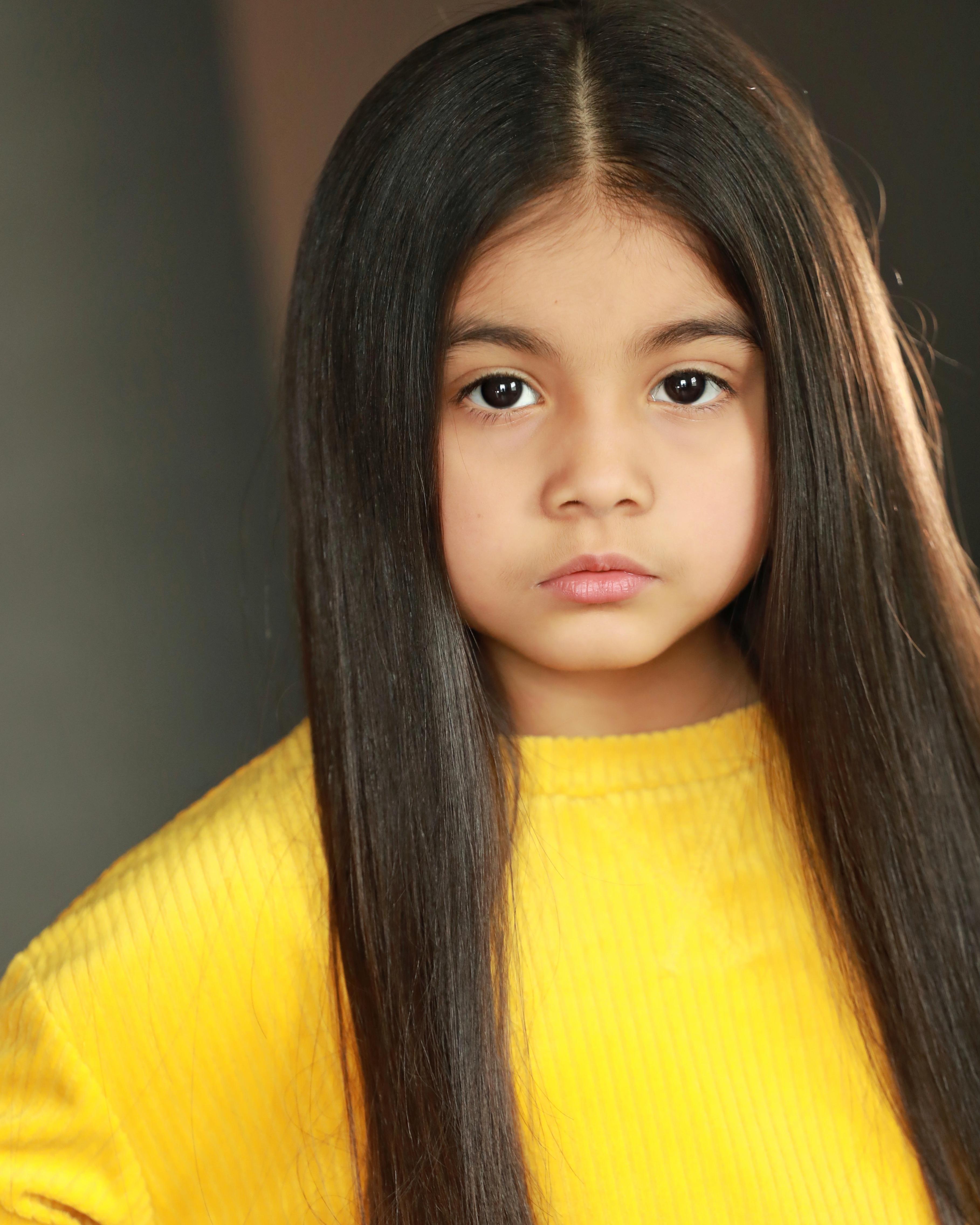 actor Vivian Atencio large photo